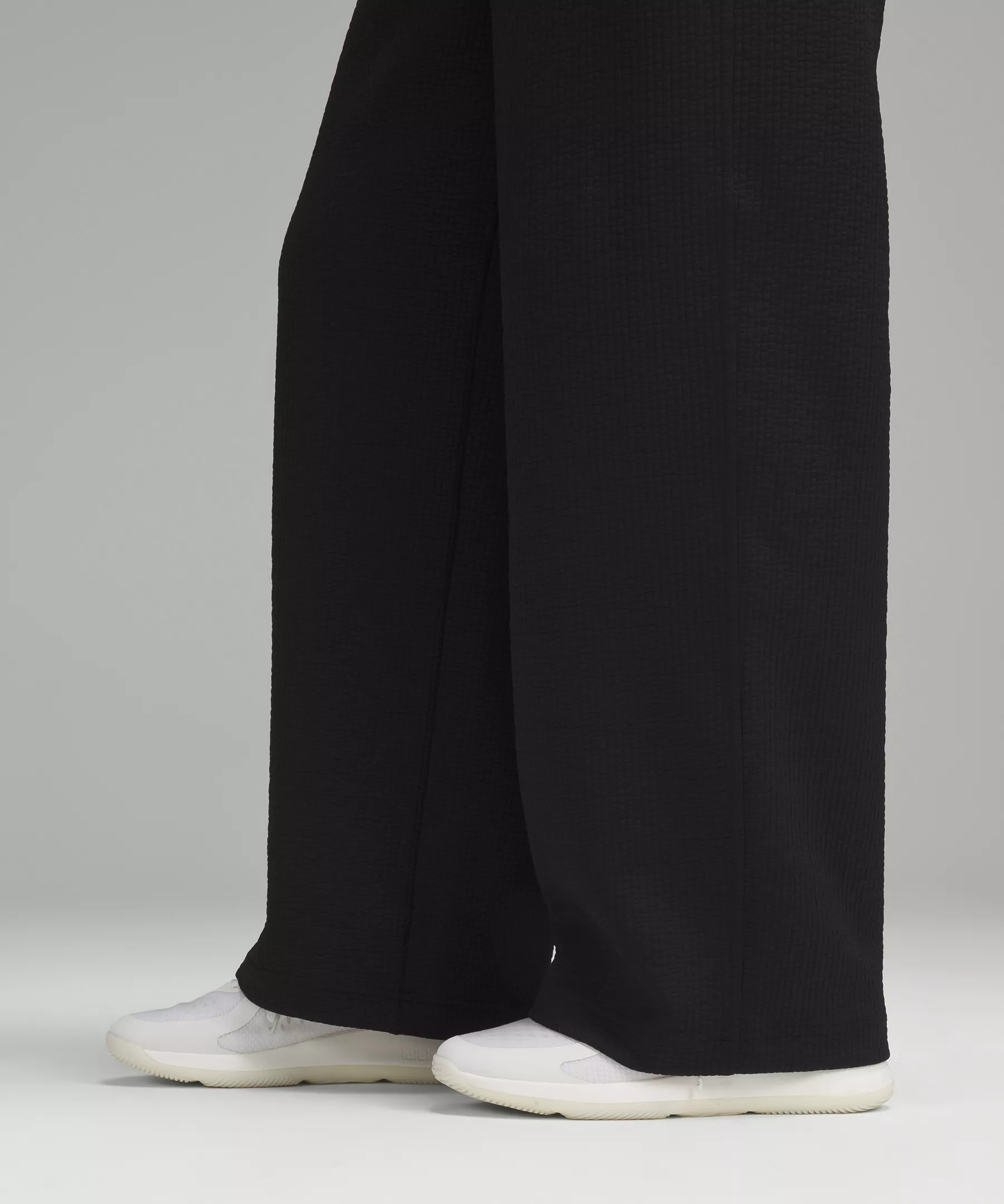 Textured Wide-Leg High-Rise Track Pant *Regular - 6