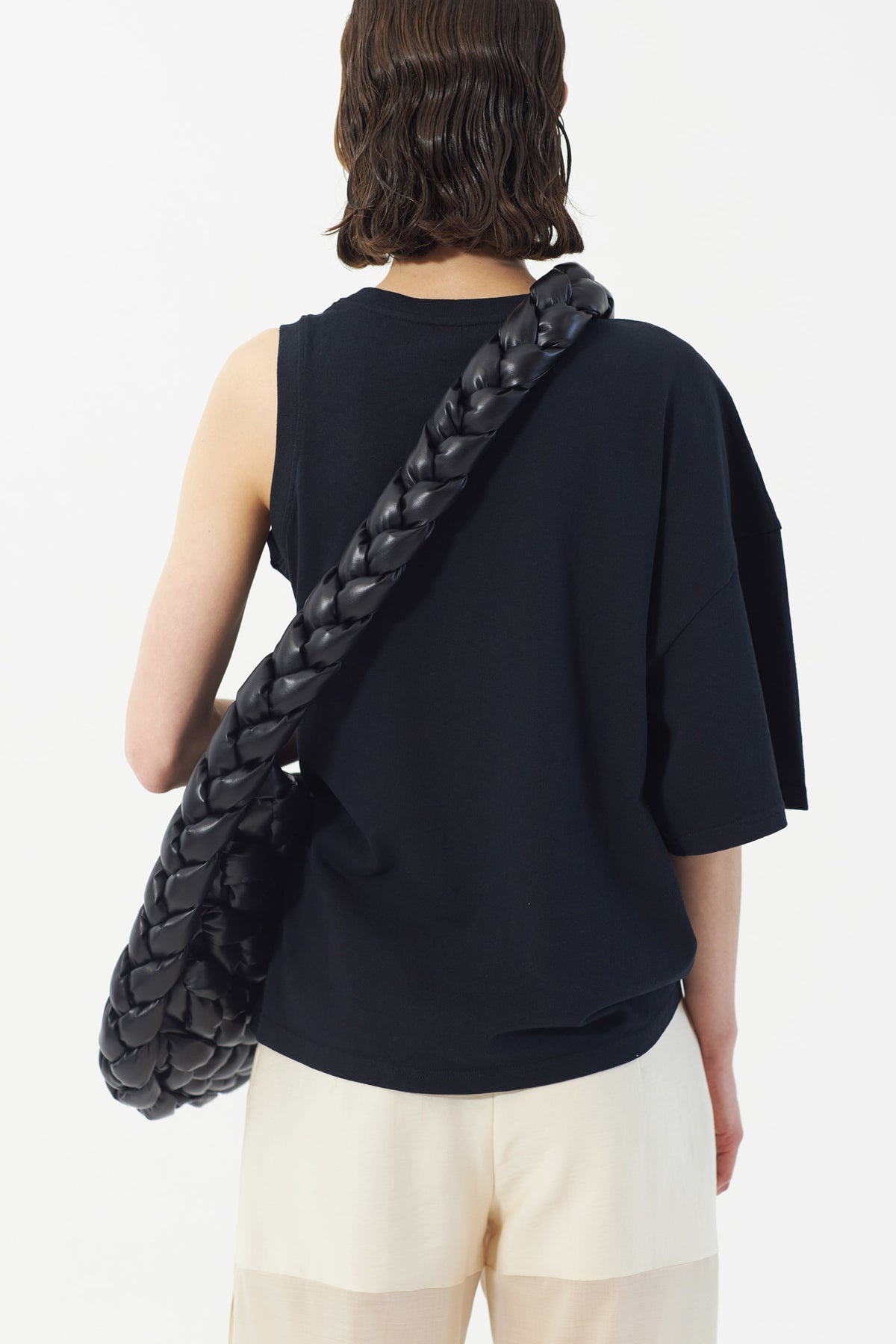 ORGANIC COTTON ONE-SLEEVE T-SHIRT BLACK - 9