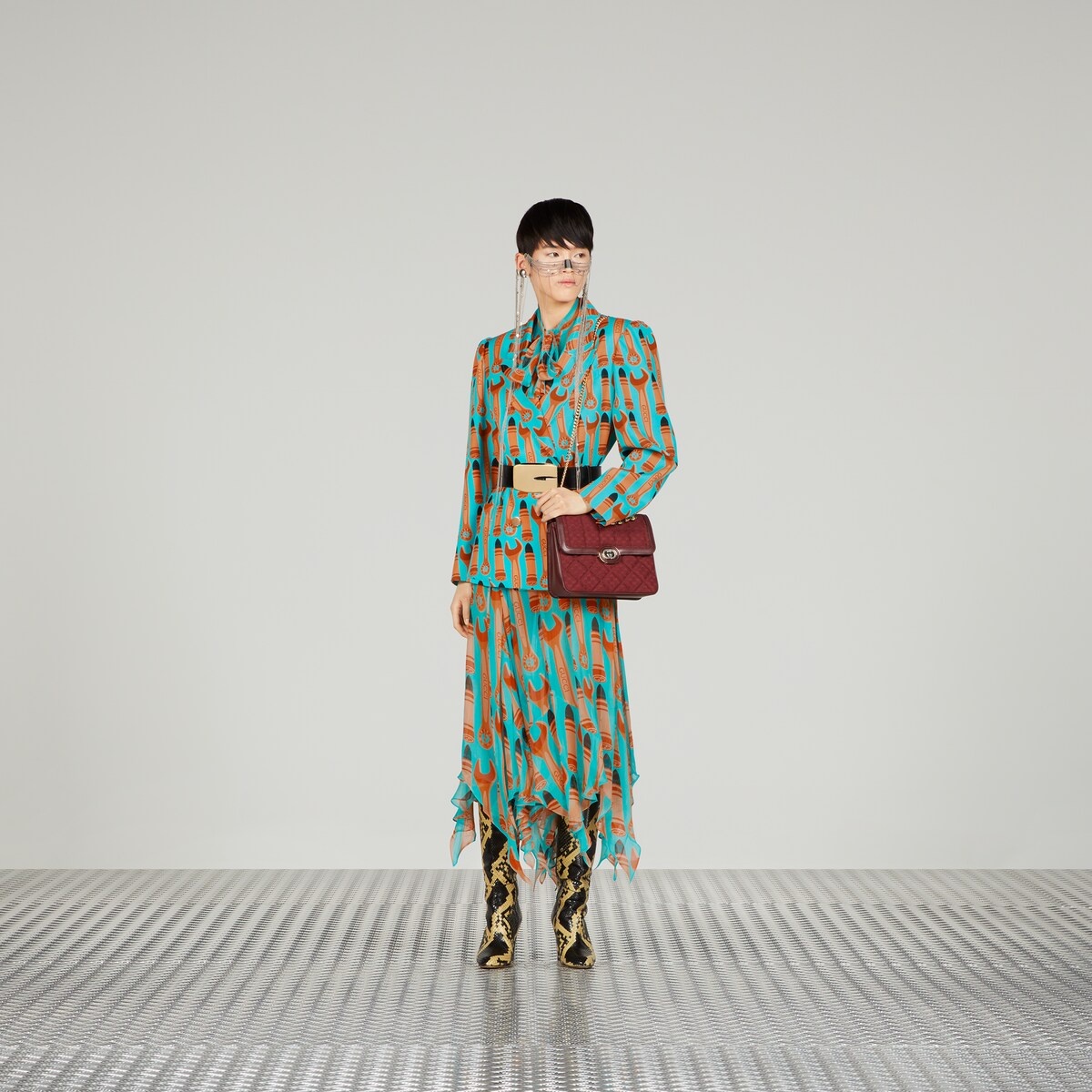 Lipstick and tool print silk jacket - 2