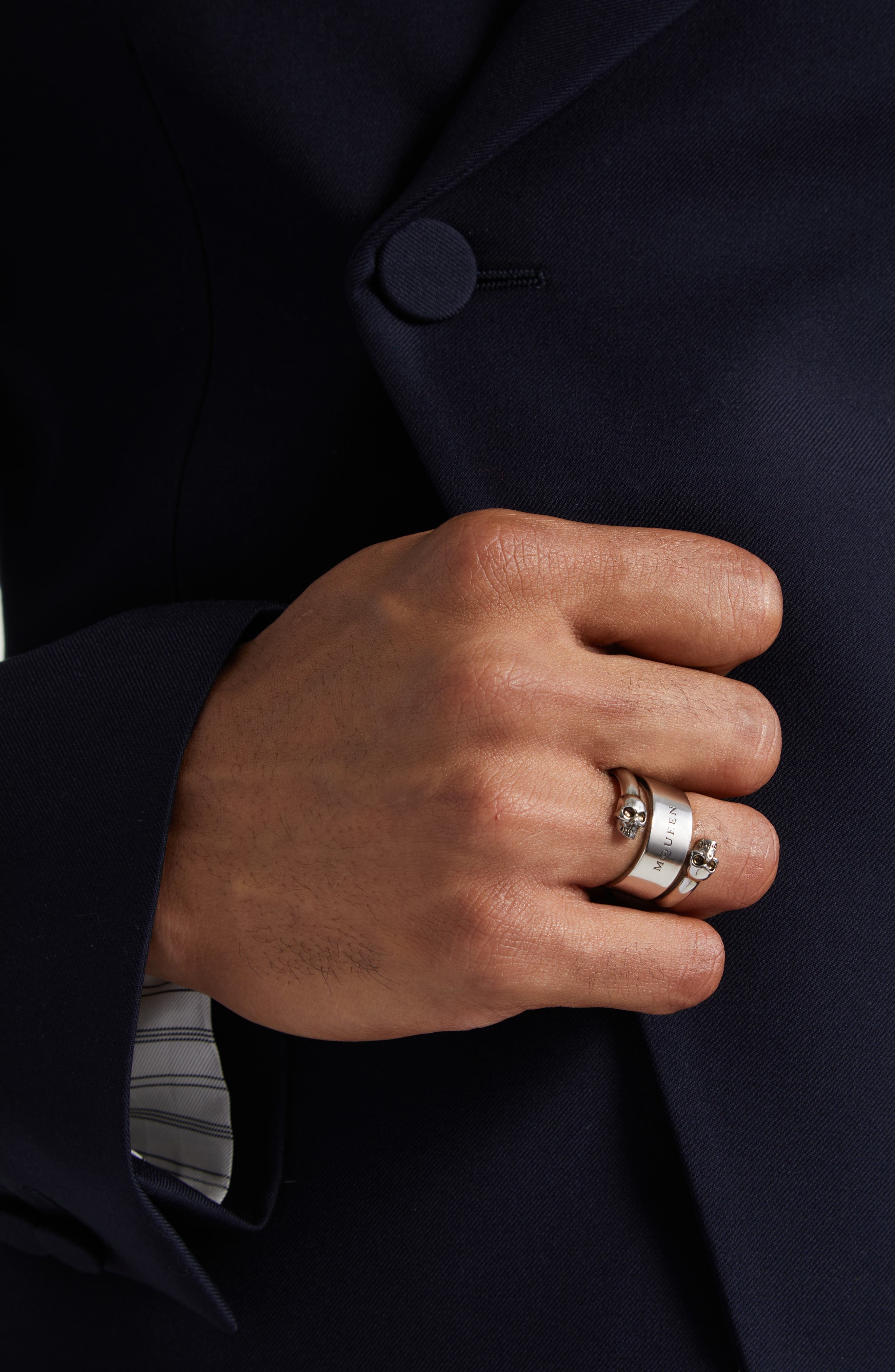 McQueen Twin Skull Ring in Mcq0911Sil.v.b Antil at Nordstrom - 3
