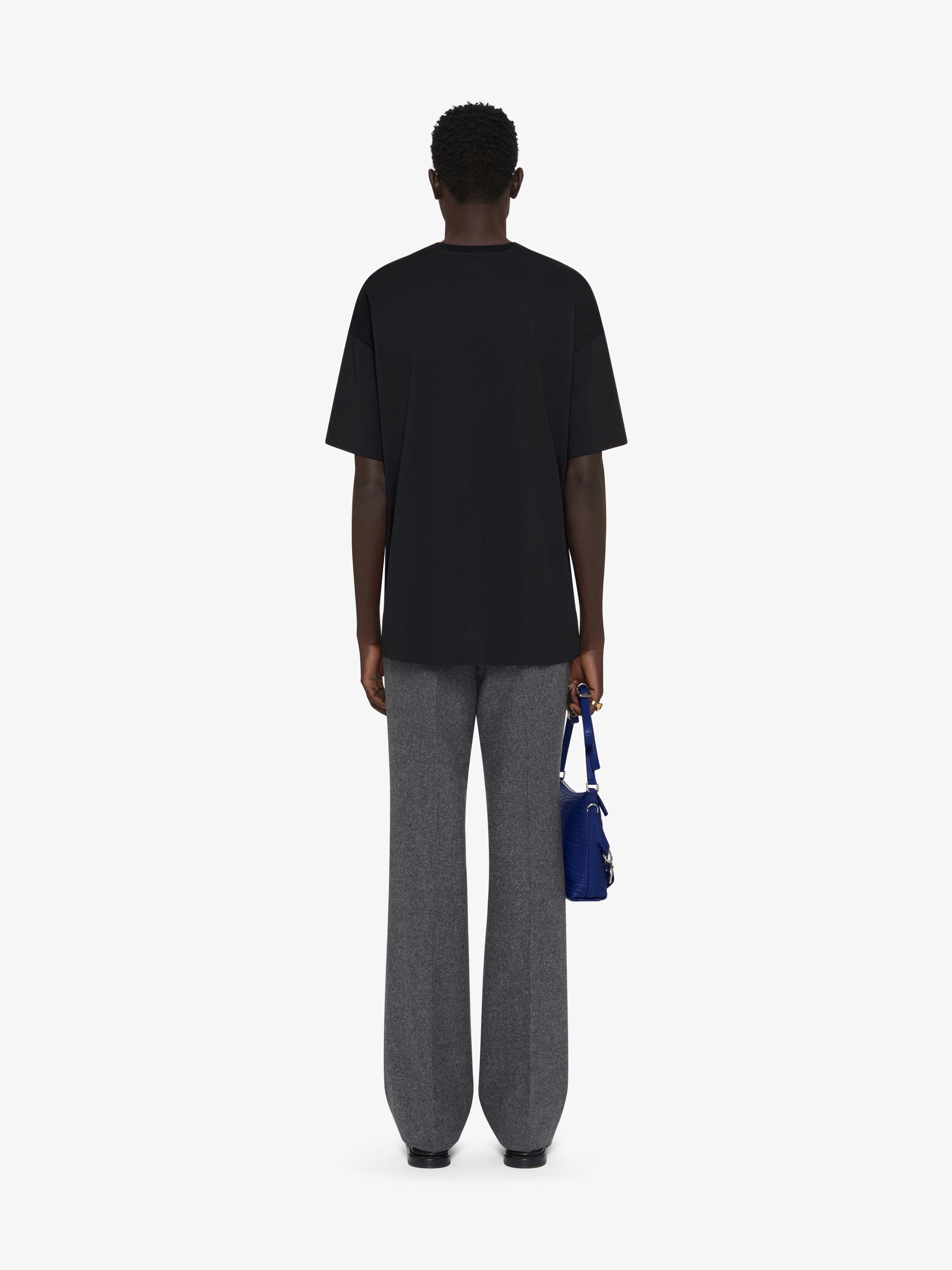 T-SHIRT IN COTTON WITH GIVENCHY SIGNATURE - 4