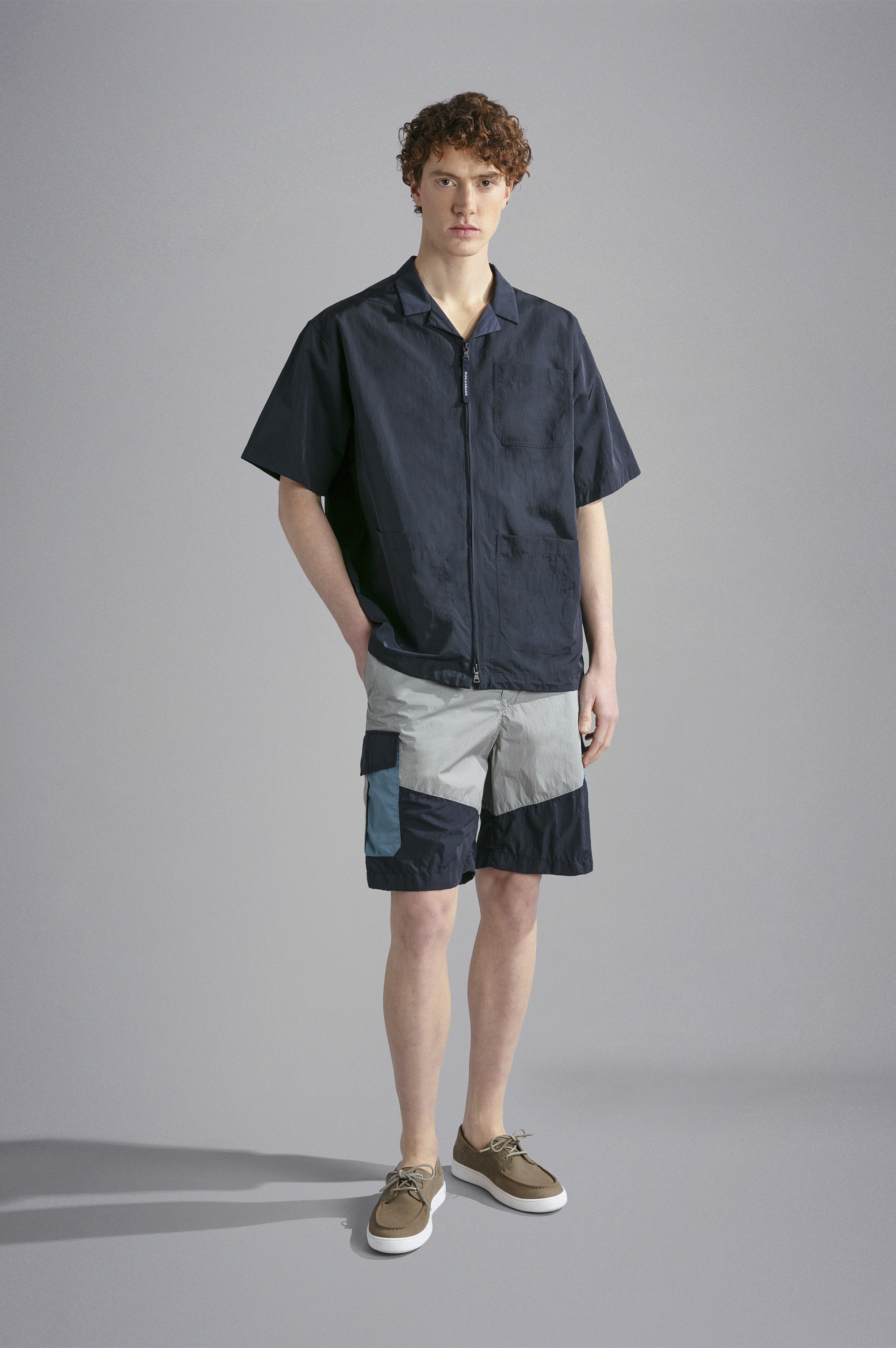 COLOR-BLOCK CRINKLE BERMUDA SHORTS - 2