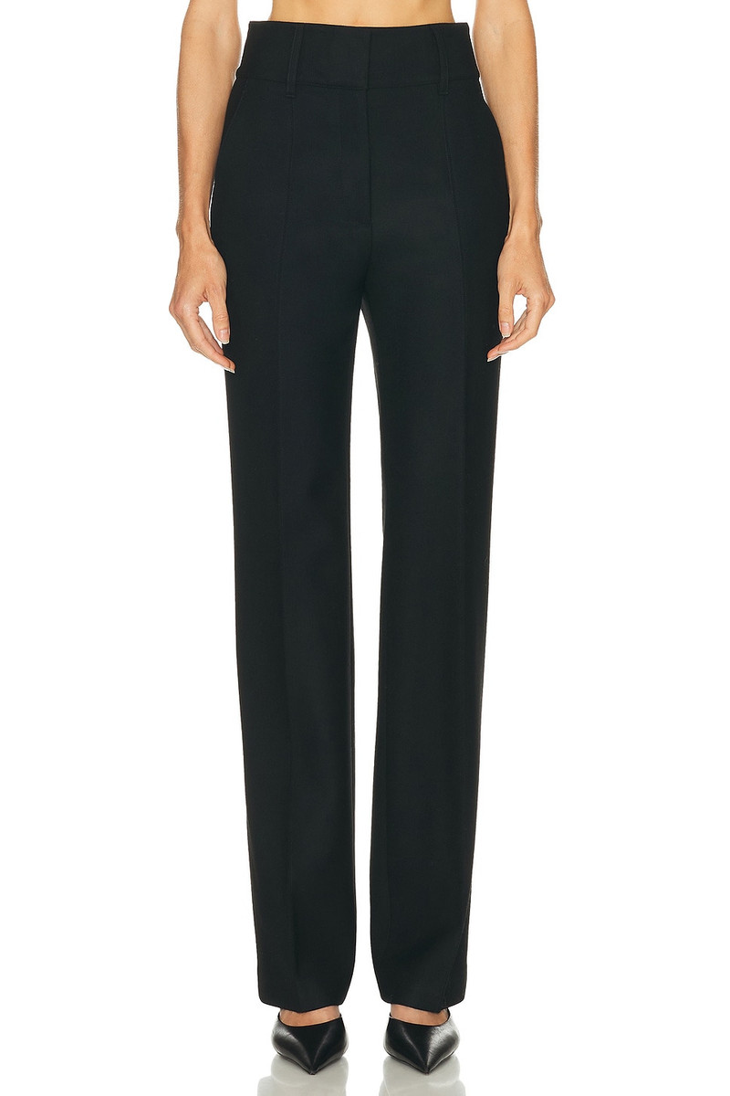 Cecilia Pant 1