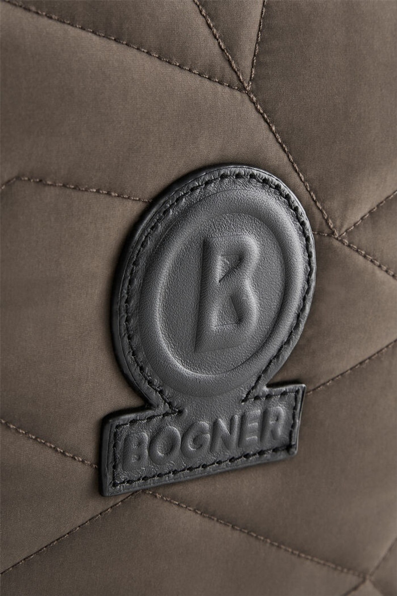 Lio Bavarian wool weekender bag in Khaki 5