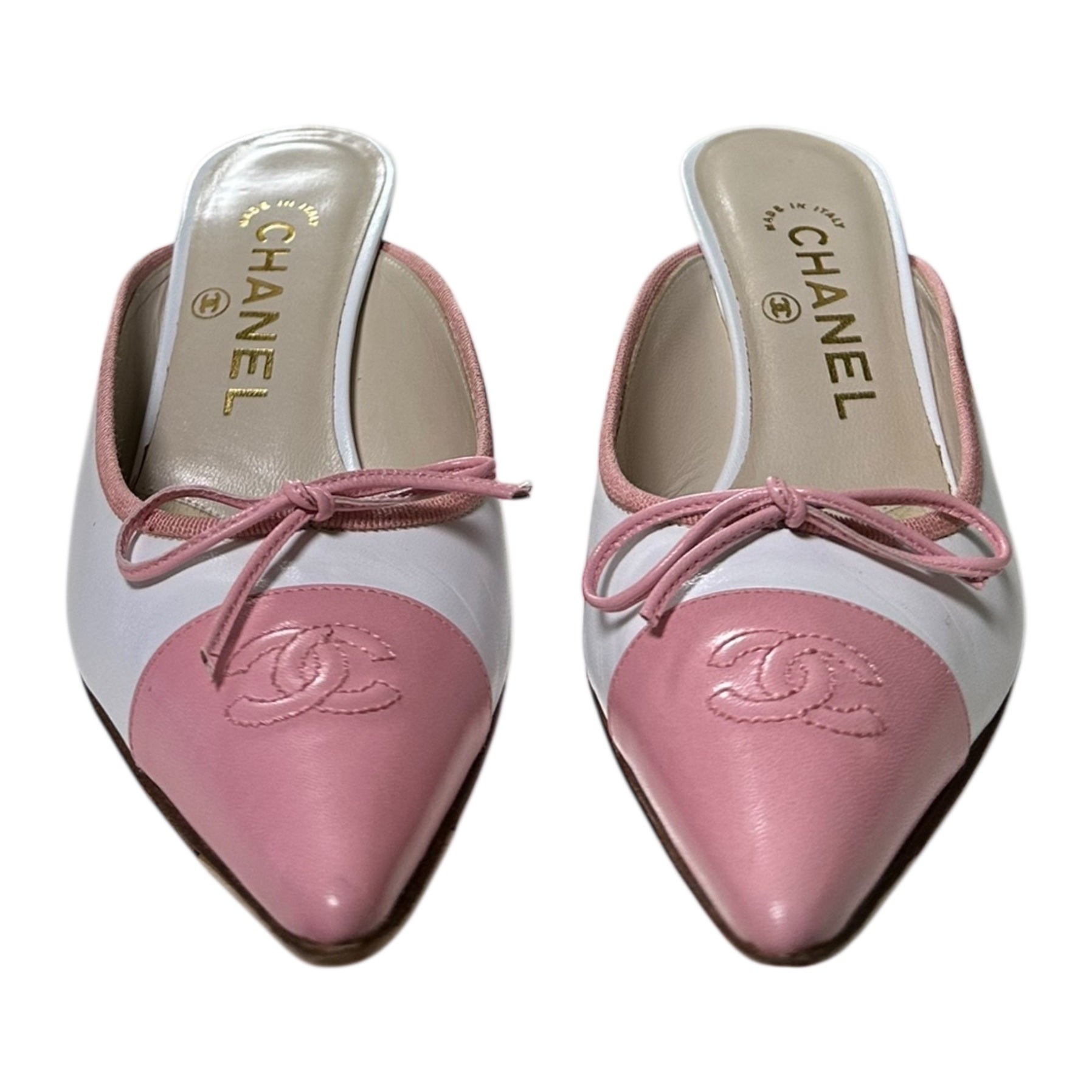 CHANEL Vintage CC Logo Ribbon Pointed Toe Bow Mule Heels - 2