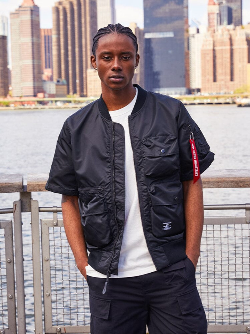 ALPHA INDUSTRIES L-2B SHORT SLEEVE BOMBER JACKET outlook