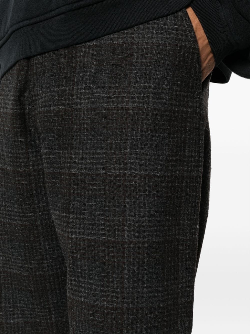 plaid check-pattern knitted trousers - 5