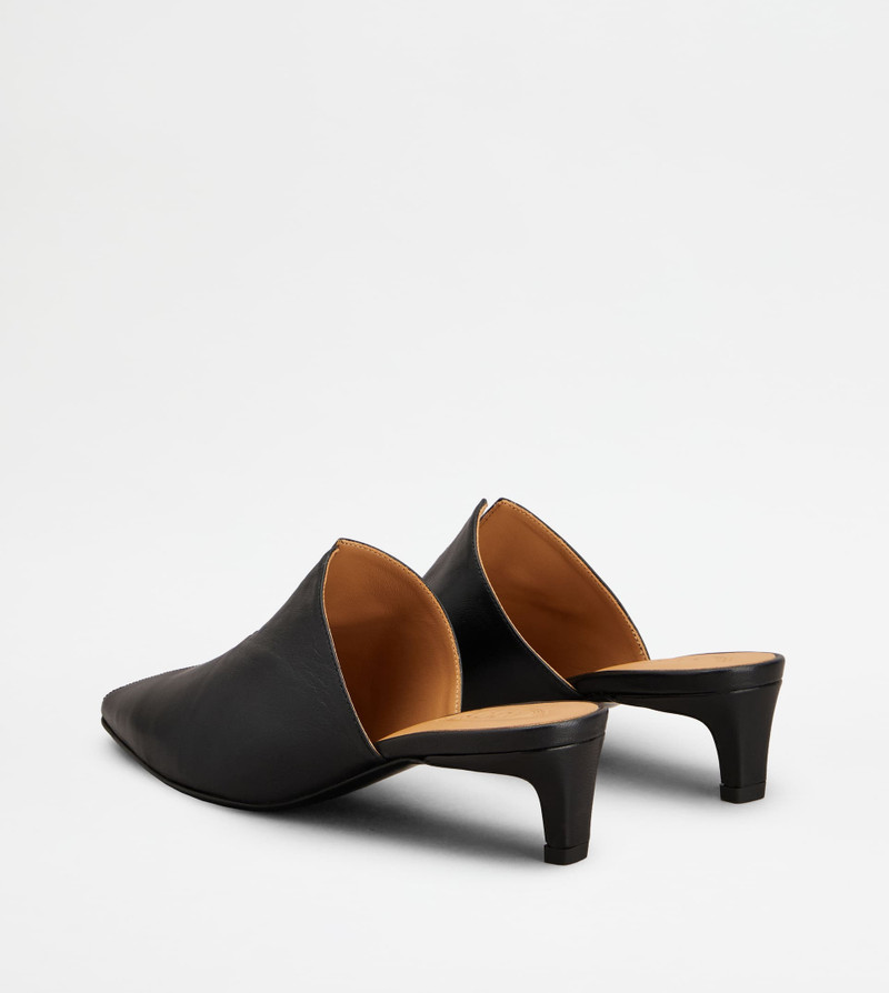 Tod's MULES IN NAPPA LEATHER - BLACK outlook