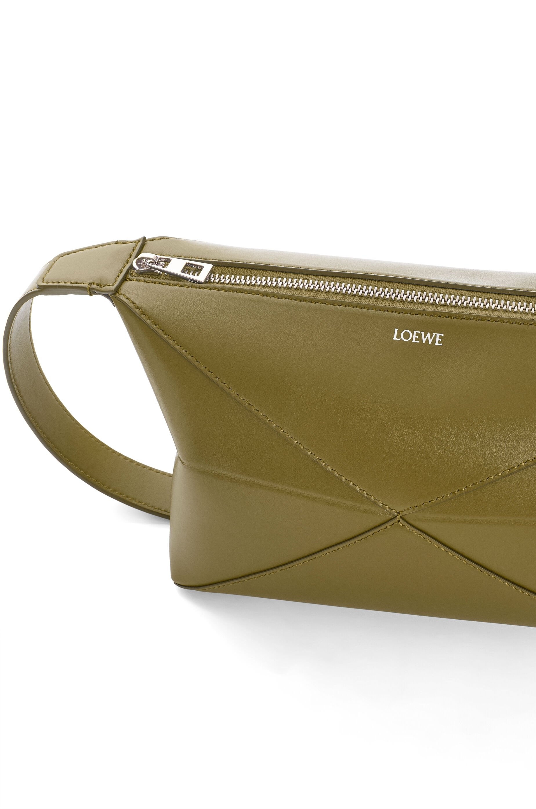 Puzzle Fold wash bag in shiny calfskin - 6