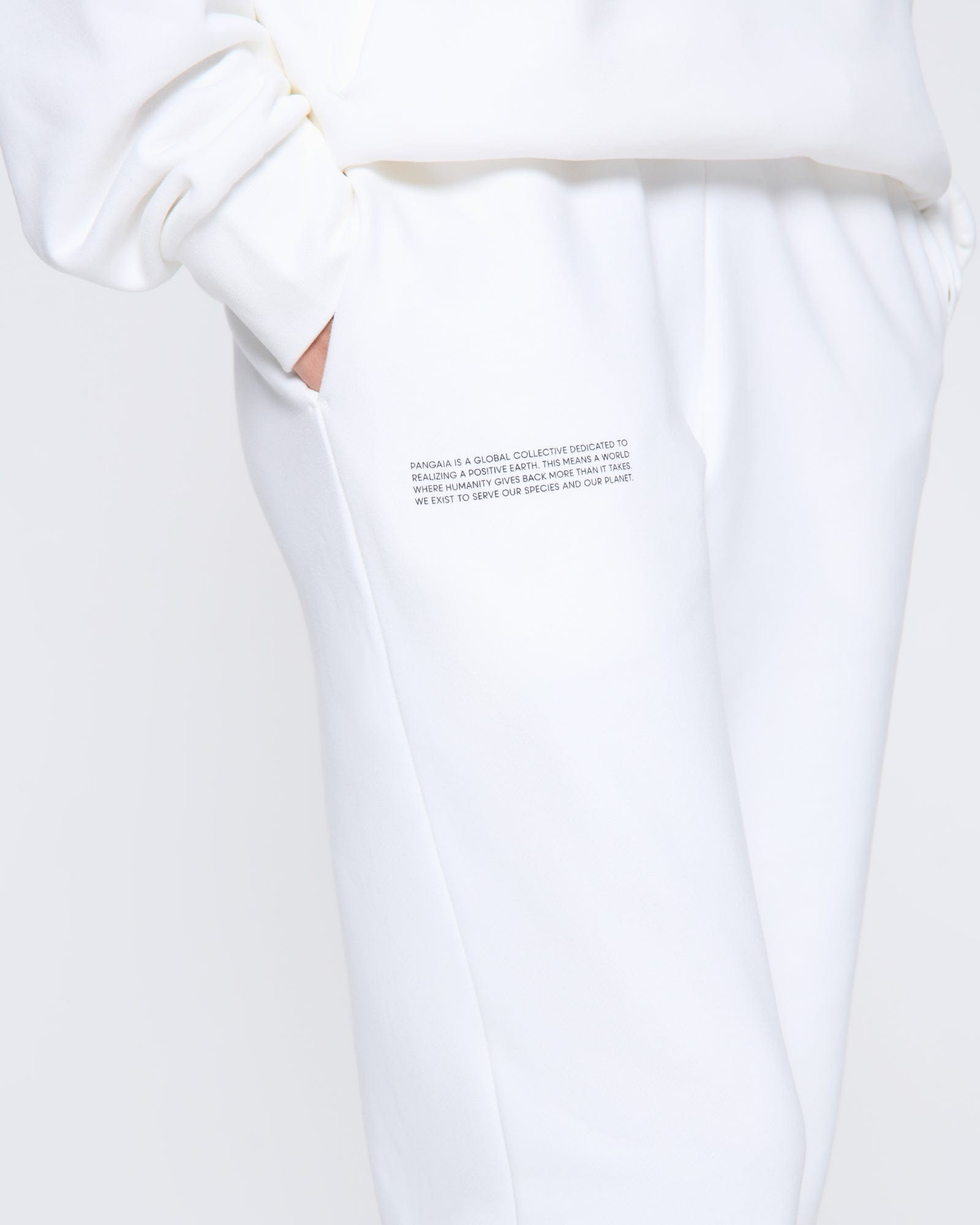 Womens 365 Midweight Track Pants - Off-White - 4