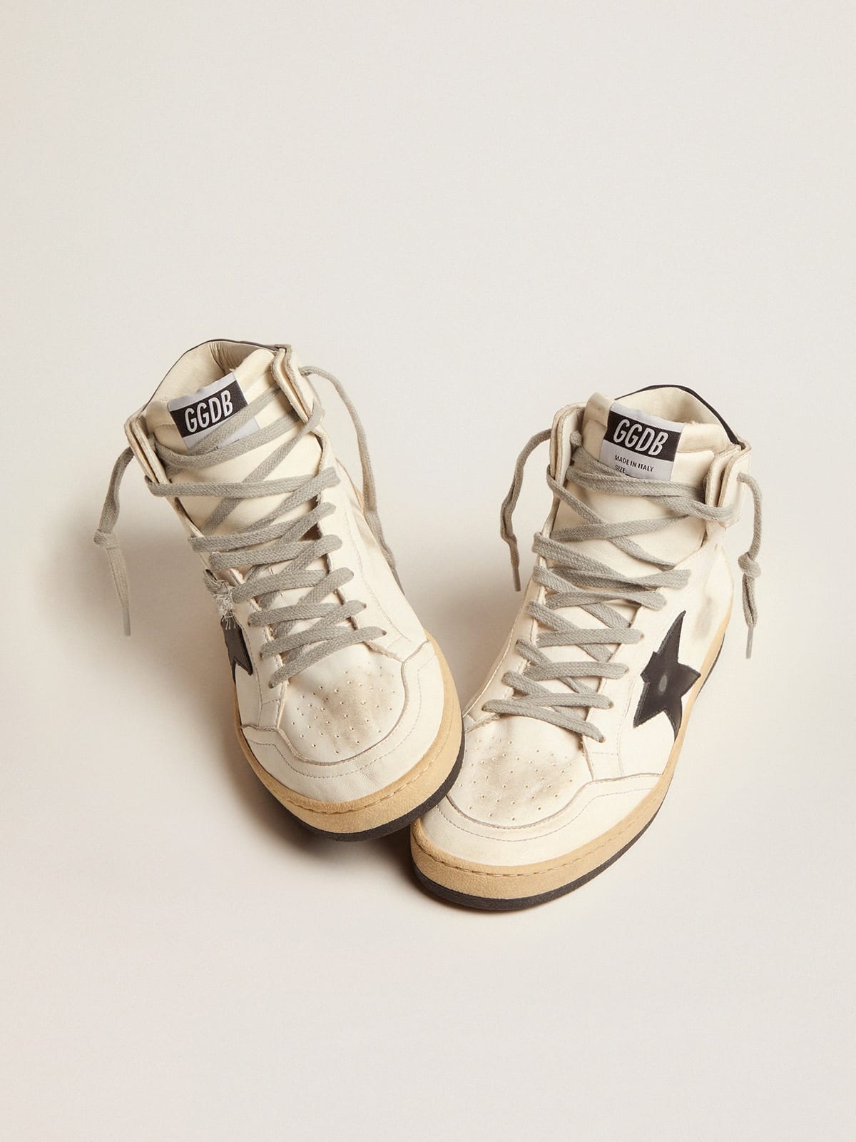 Women’s Sky-Star sneakers with signature on the ankle and black leather inserts - 2