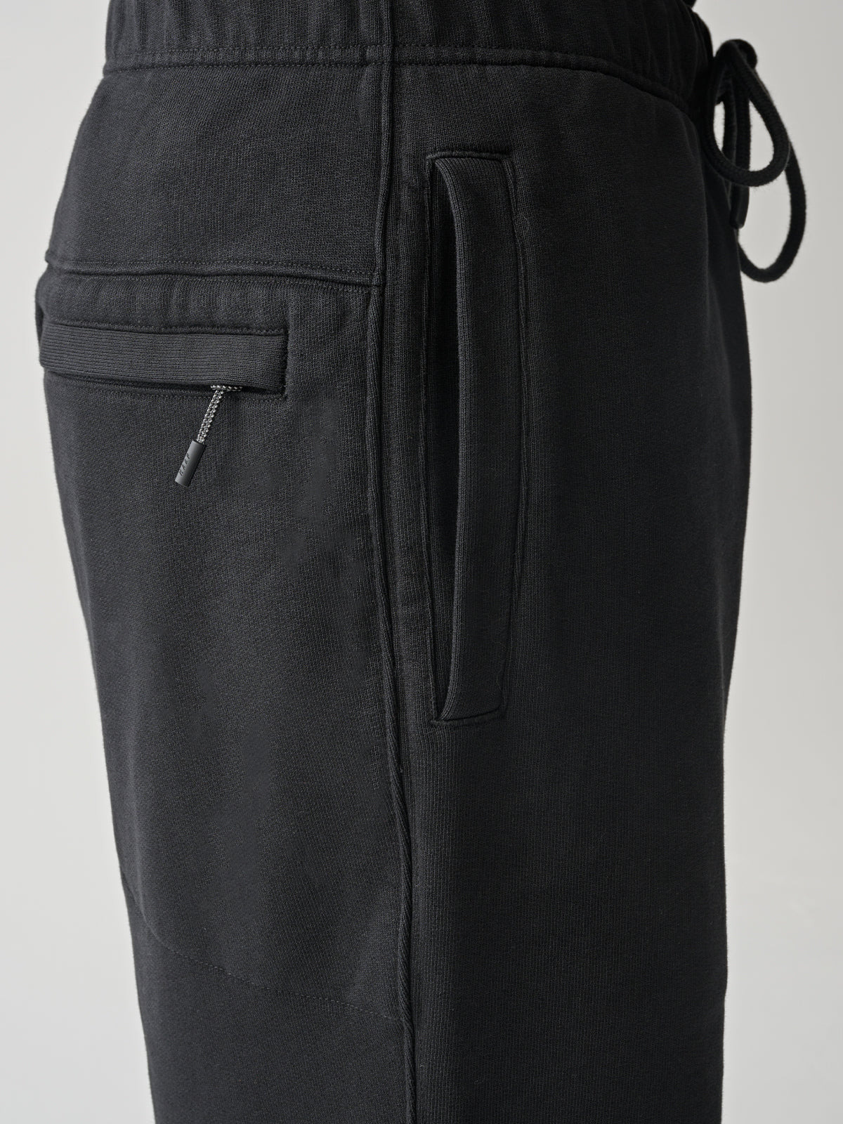 Essentials Sweatpant - 4