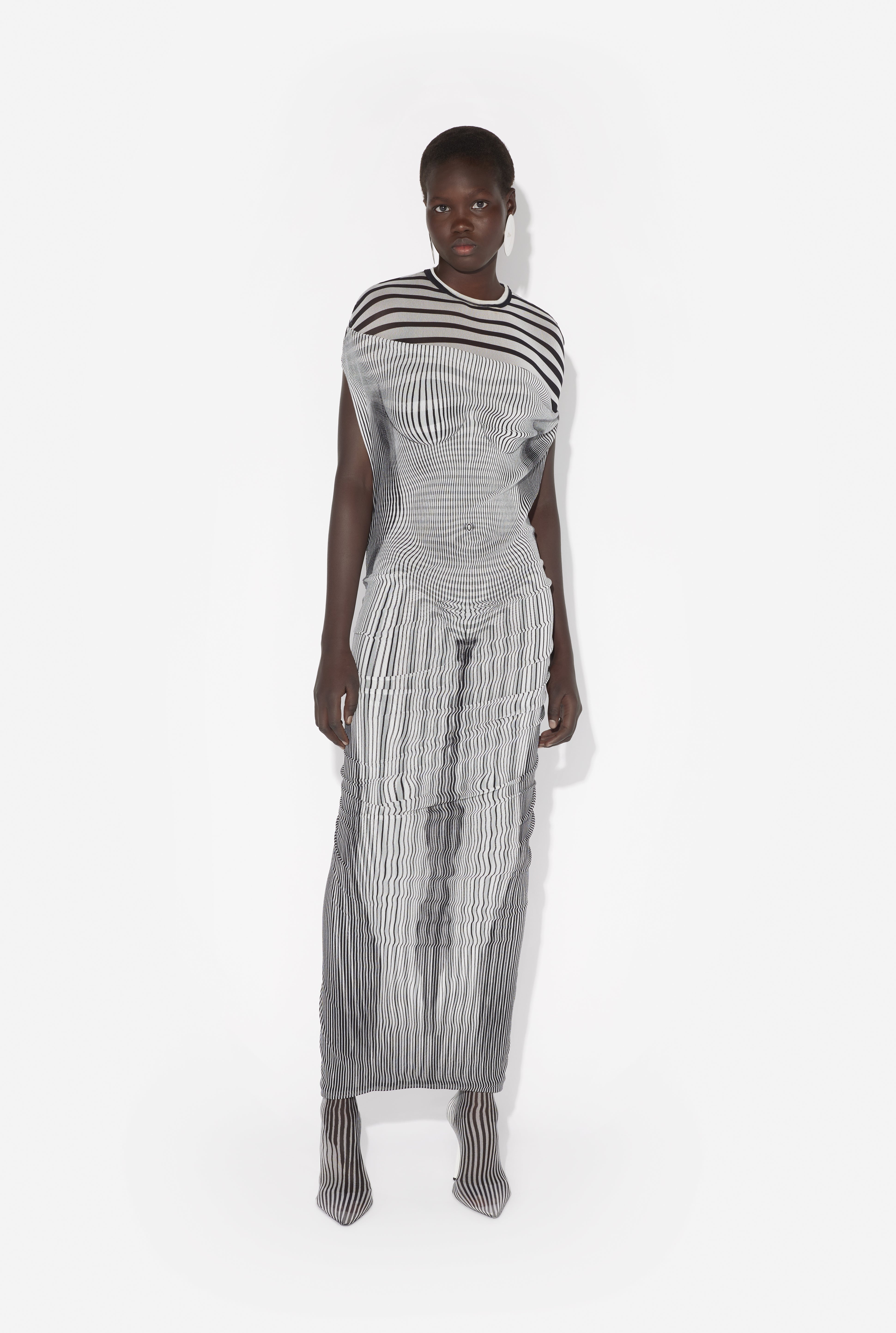 THE LONG DRAPED BODY MORPHING DRESS - 2