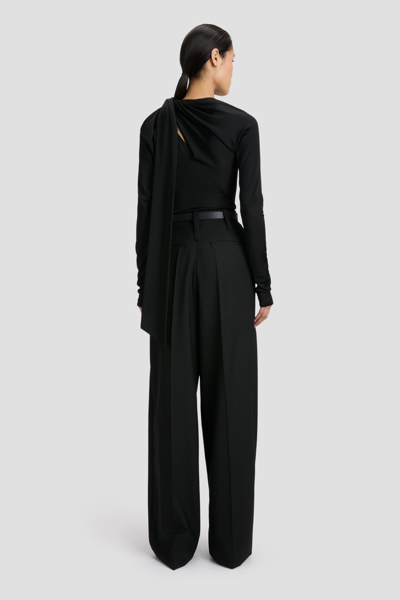Slash Neck Jersey Top In Black - 5