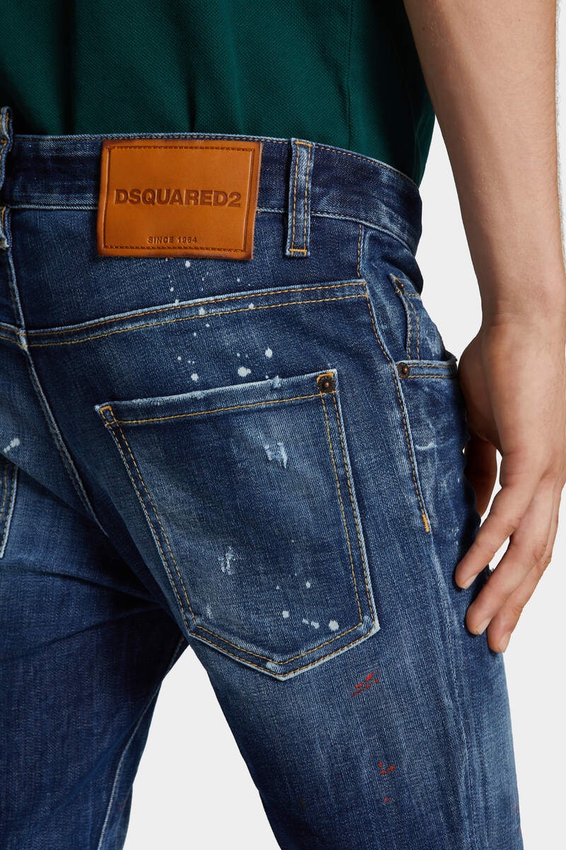 MEDIUM EASY WASH SUPER TWINKY JEANS - 6