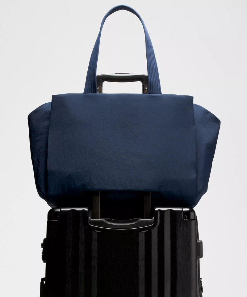 Triple Compartment Tote Bag 18L 10