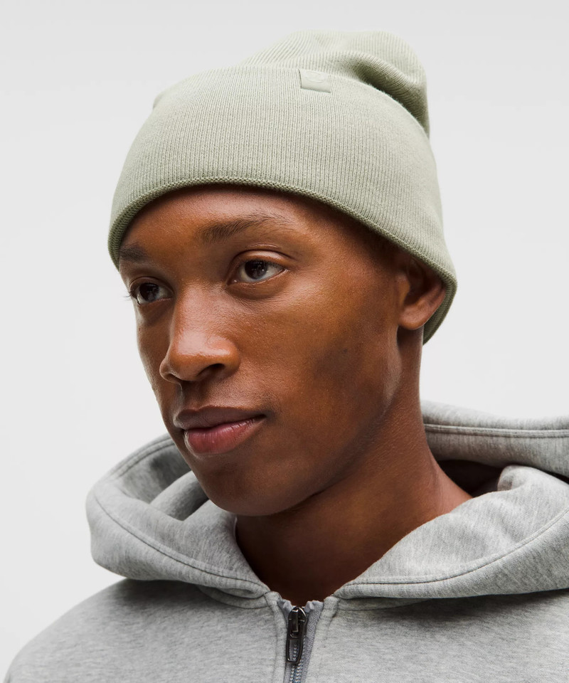 lululemon Warm Revelation Beanie outlook