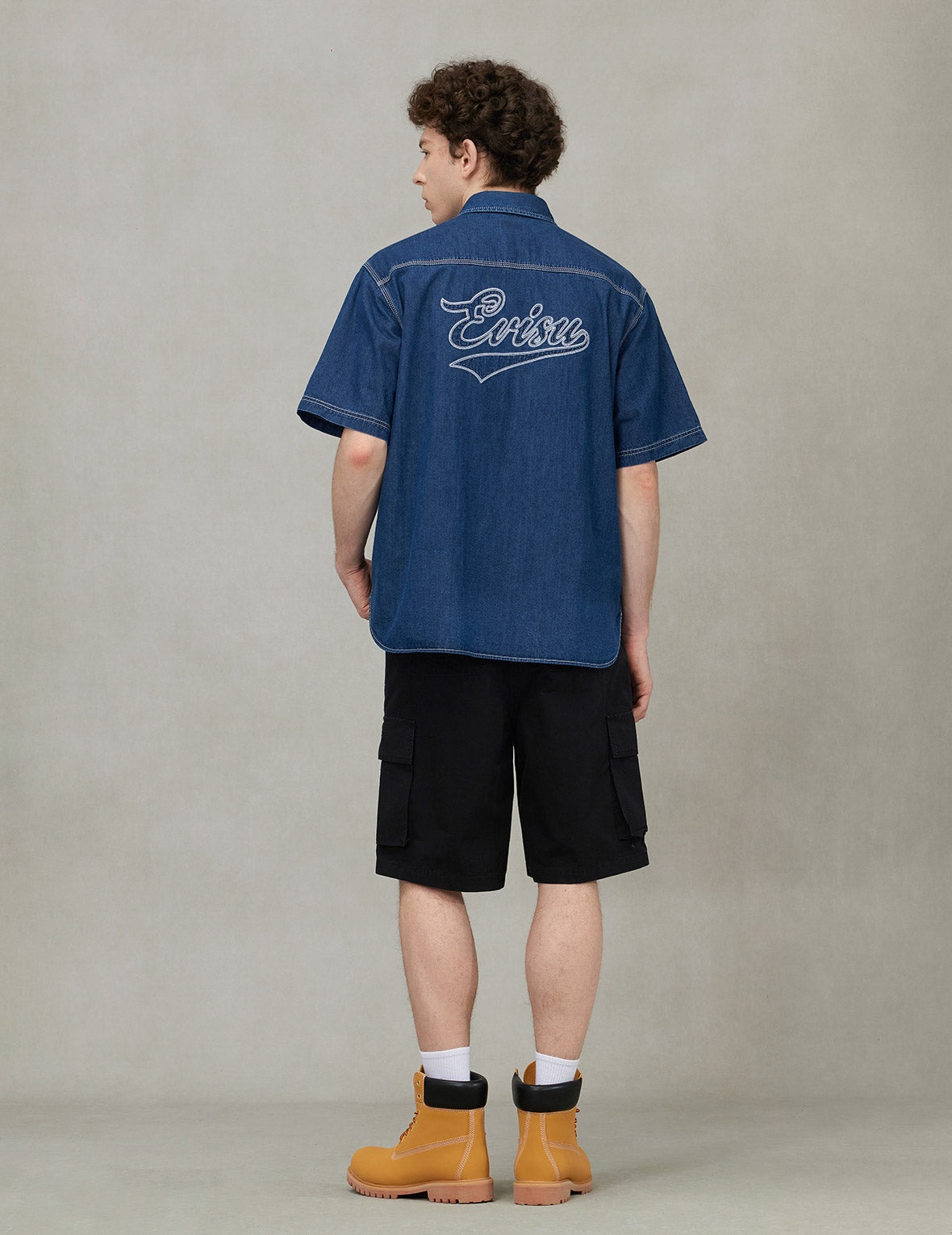 Logo Embroidery Fashion Fit Denim Short-Sleeves Shirt - 4