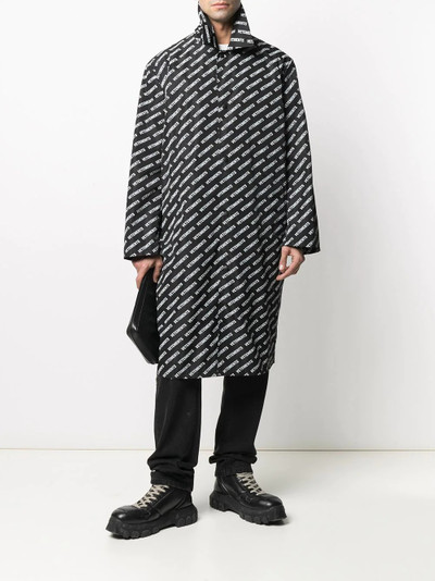 VETEMENTS logo print duster coat outlook