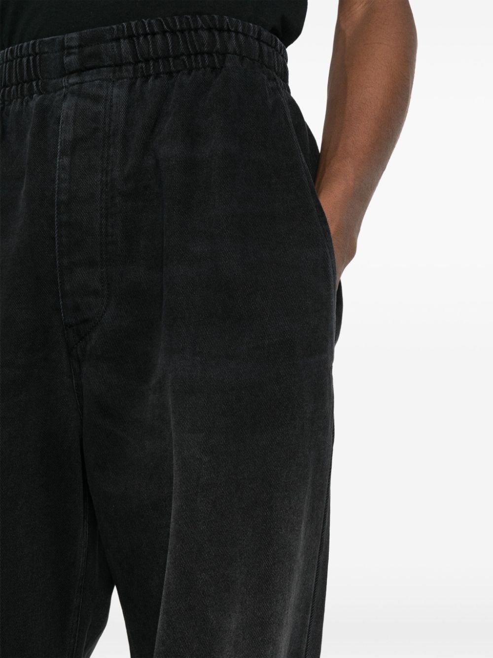 elasticated-waist straight-leg trousers - 5