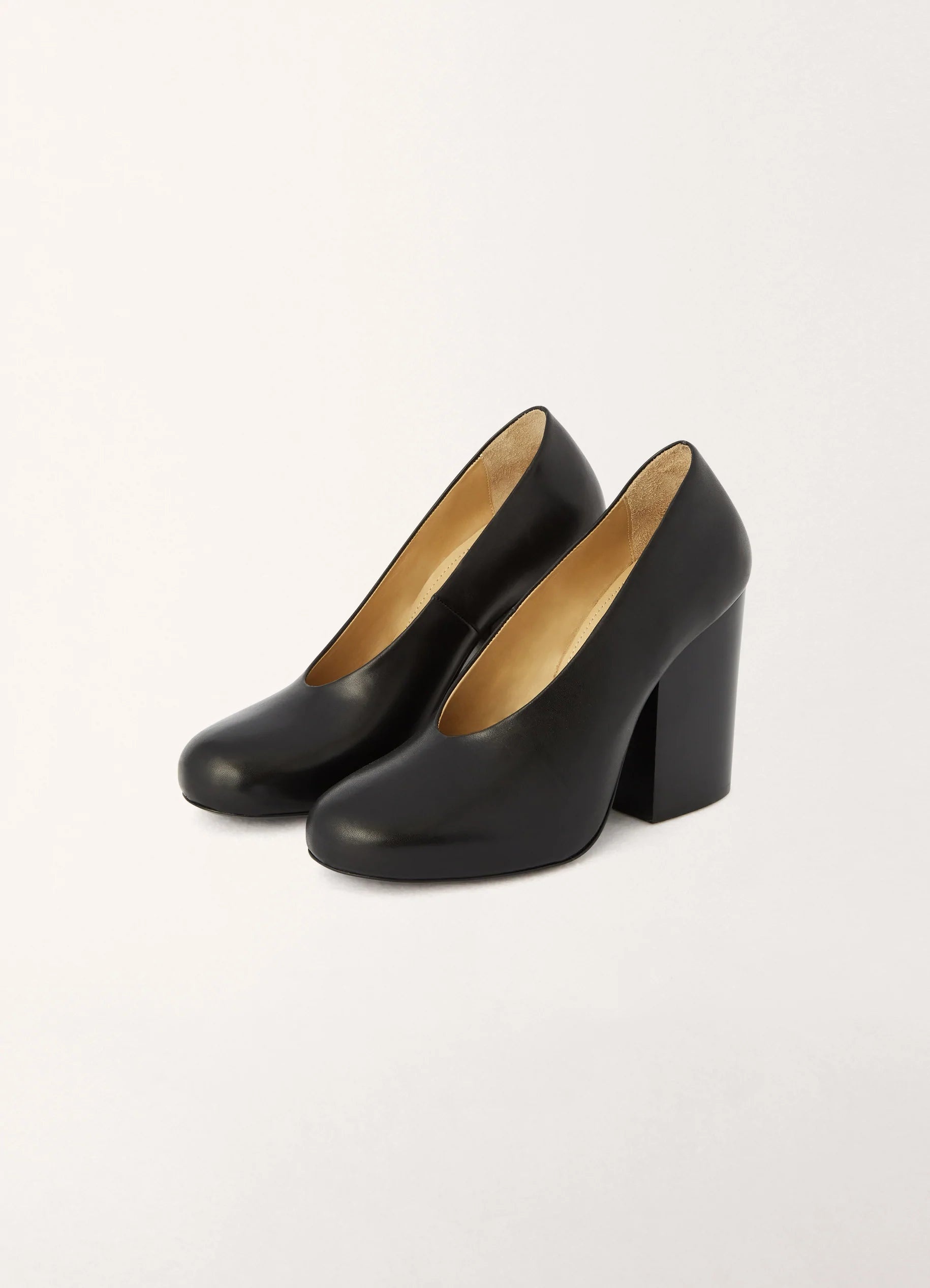 HEELED PUMPS
VEGETAL TANNED LEATHER - 3