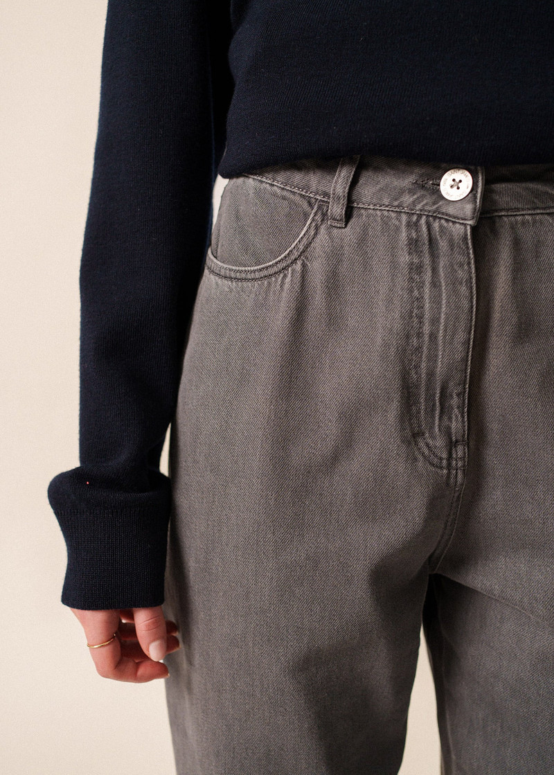 ZELIE Mom Fit Pants 4