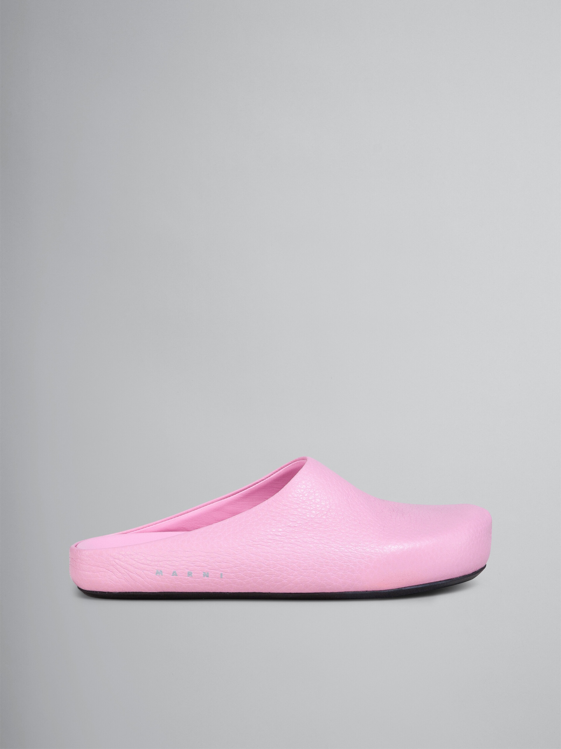 PINK LEATHER FUSSBETT SABOT - 1