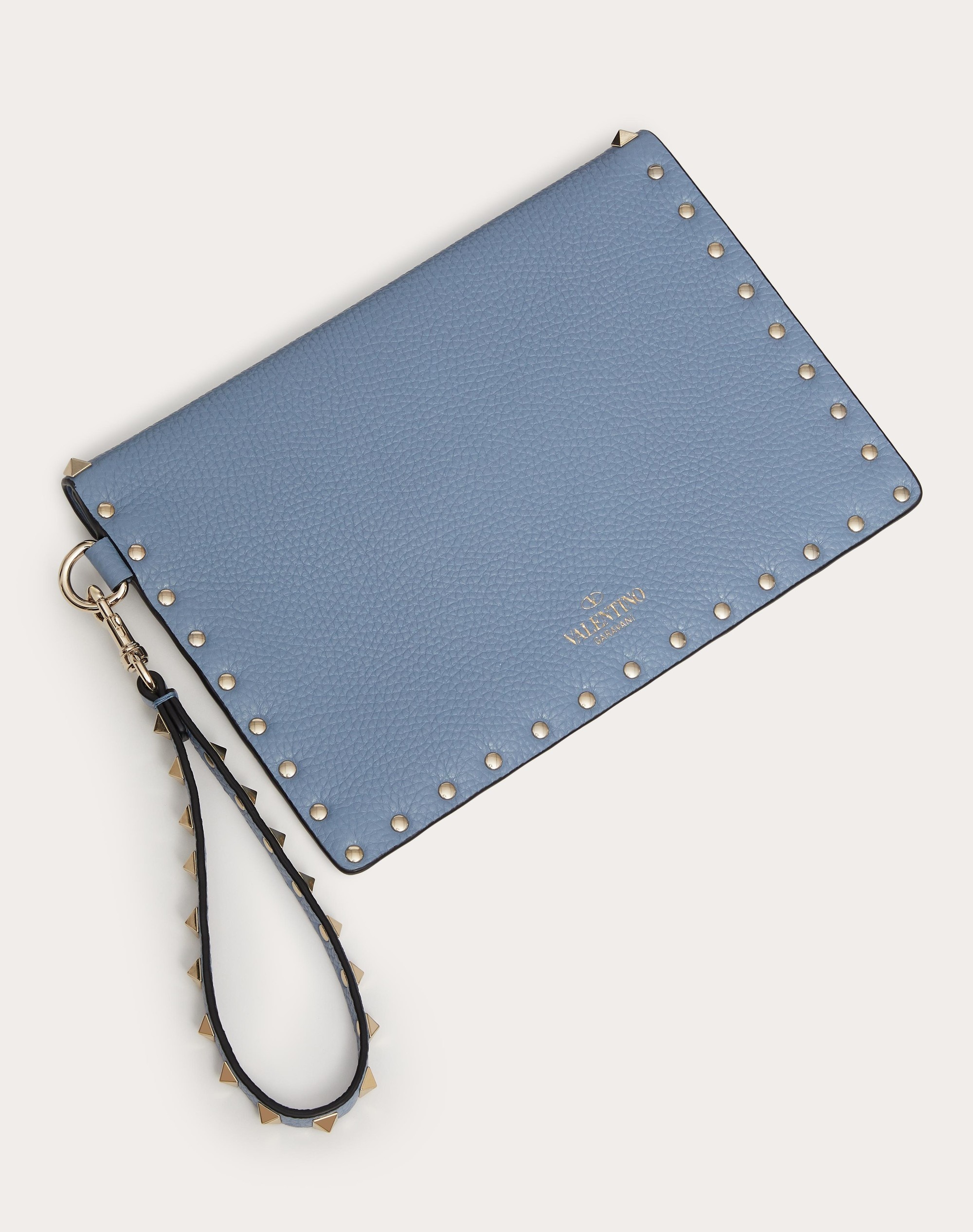 ROCKSTUD GRAINY CALFSKIN POUCH - 3