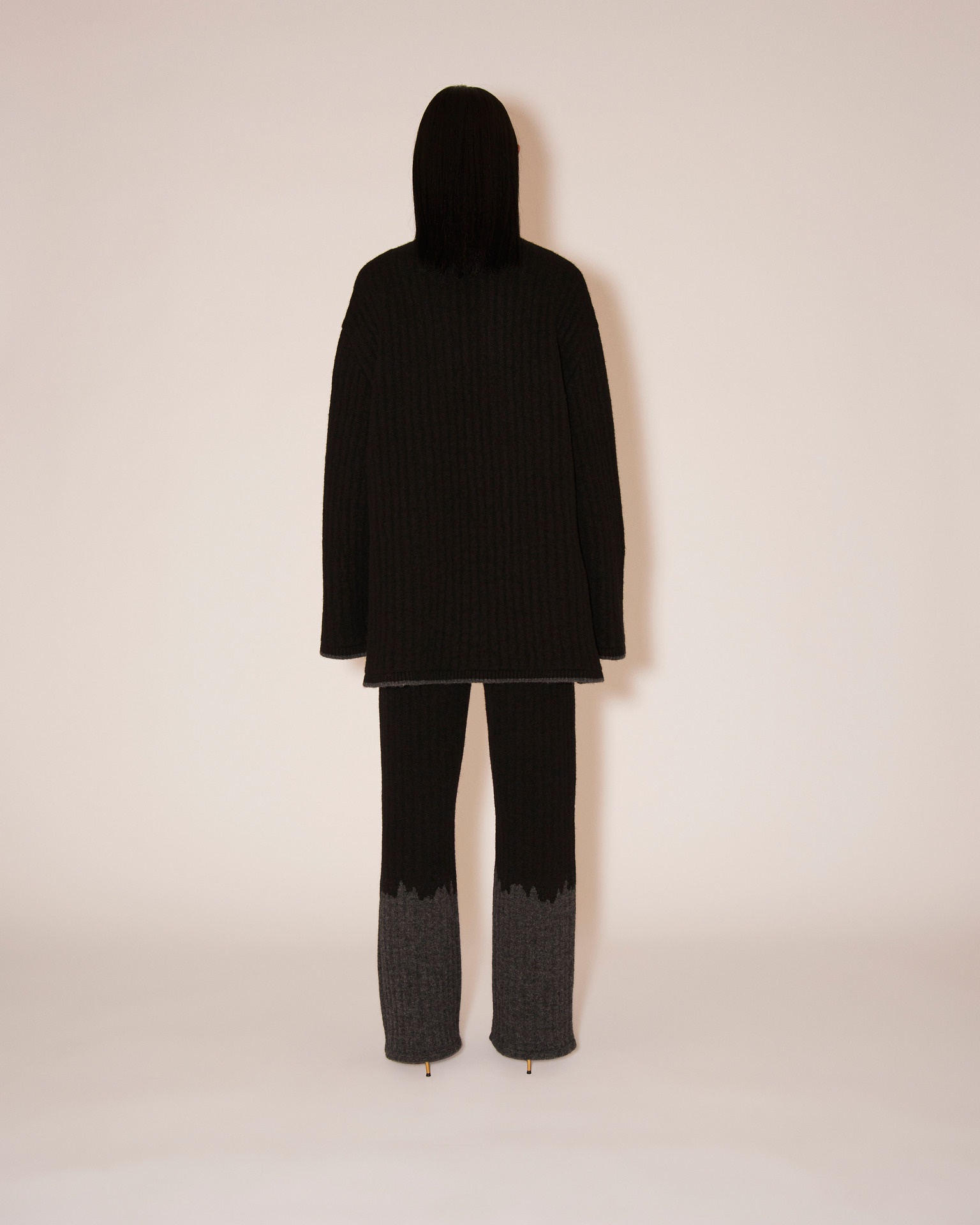SHAD - Dip dye-effect knitted straight-leg pants - Black and charcoal - 4