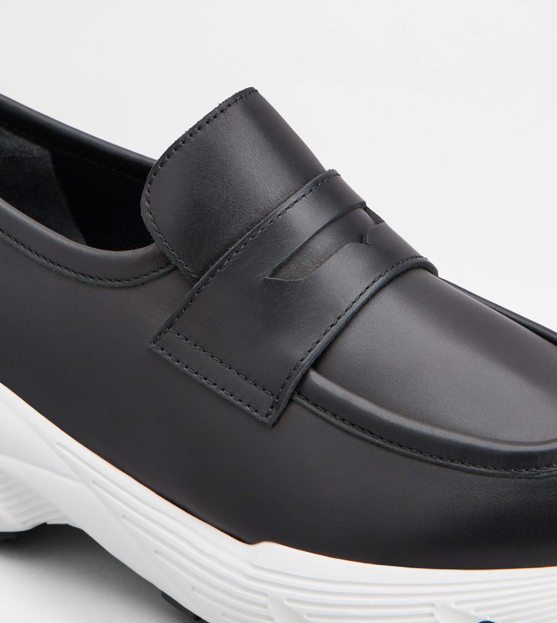 SPORTY LOAFERS IN LEATHER - BLACK - 5
