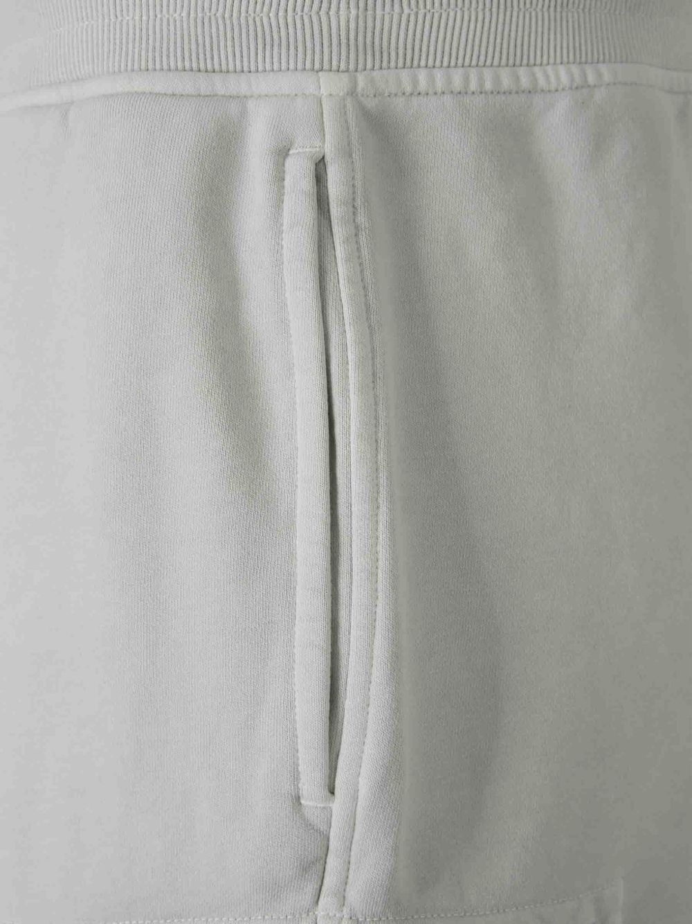 Lens-detail track shorts - 4
