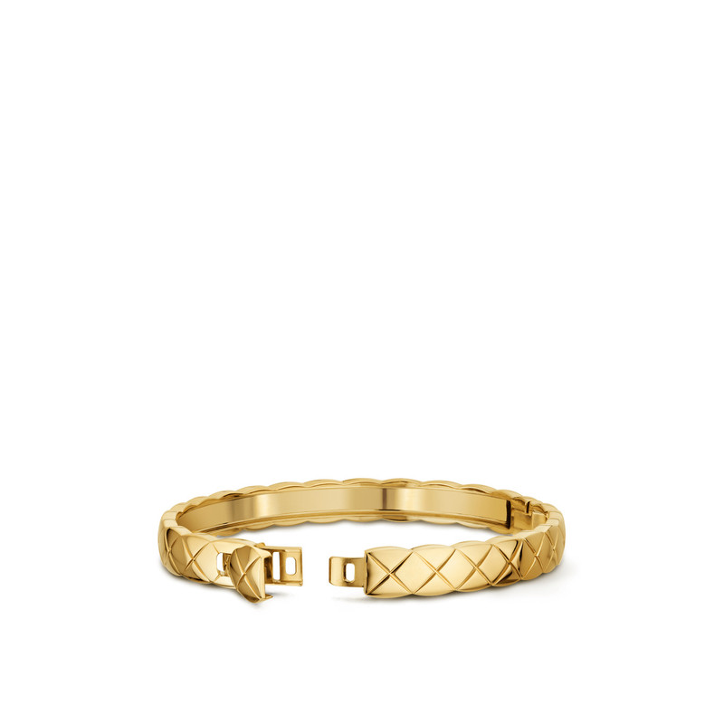 CHANEL Coco Crush bracelet outlook