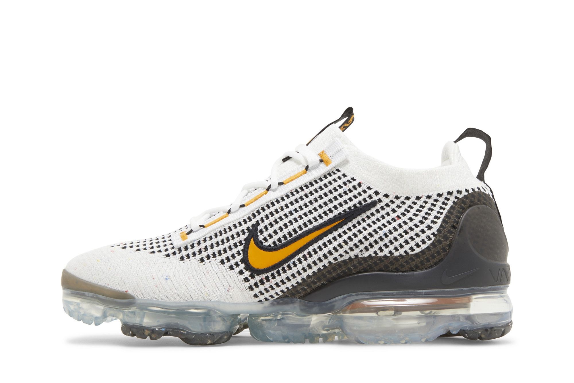 Air VaporMax 2021 Flyknit 'White Kumquat' - 3
