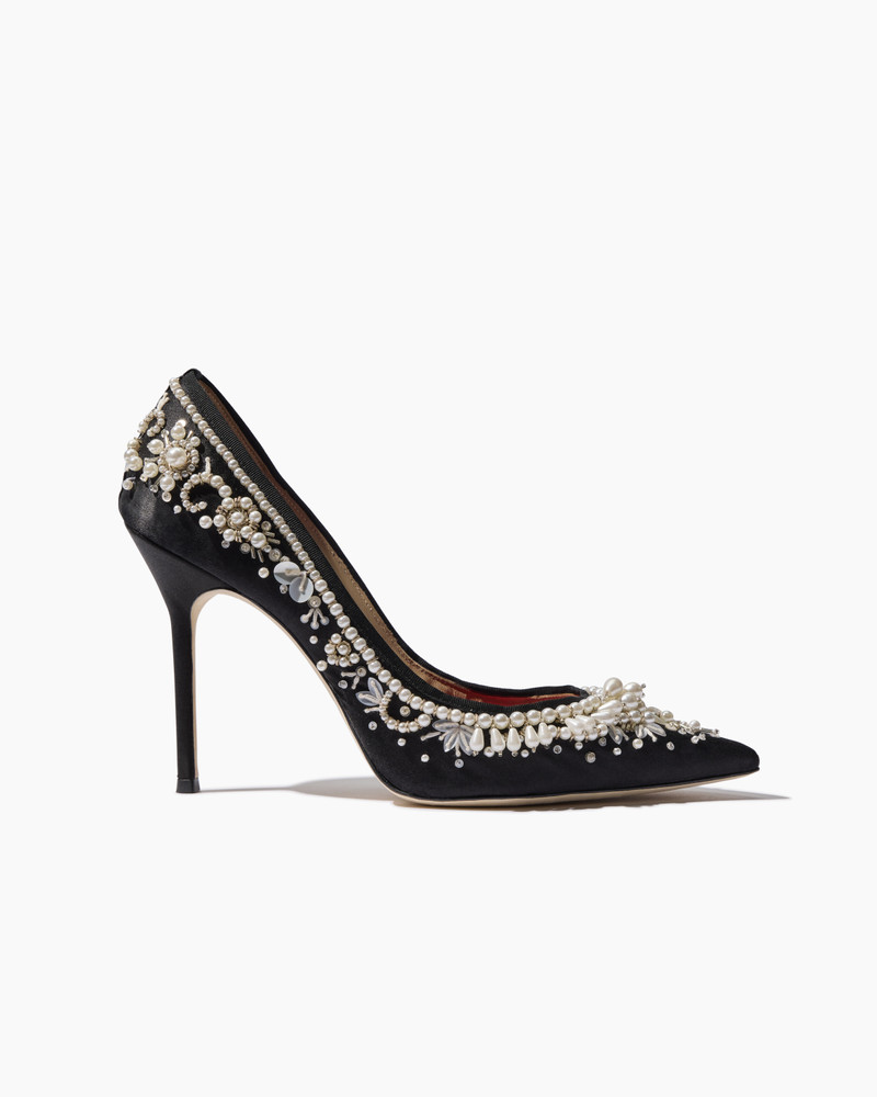 Embroidered Pumps 1