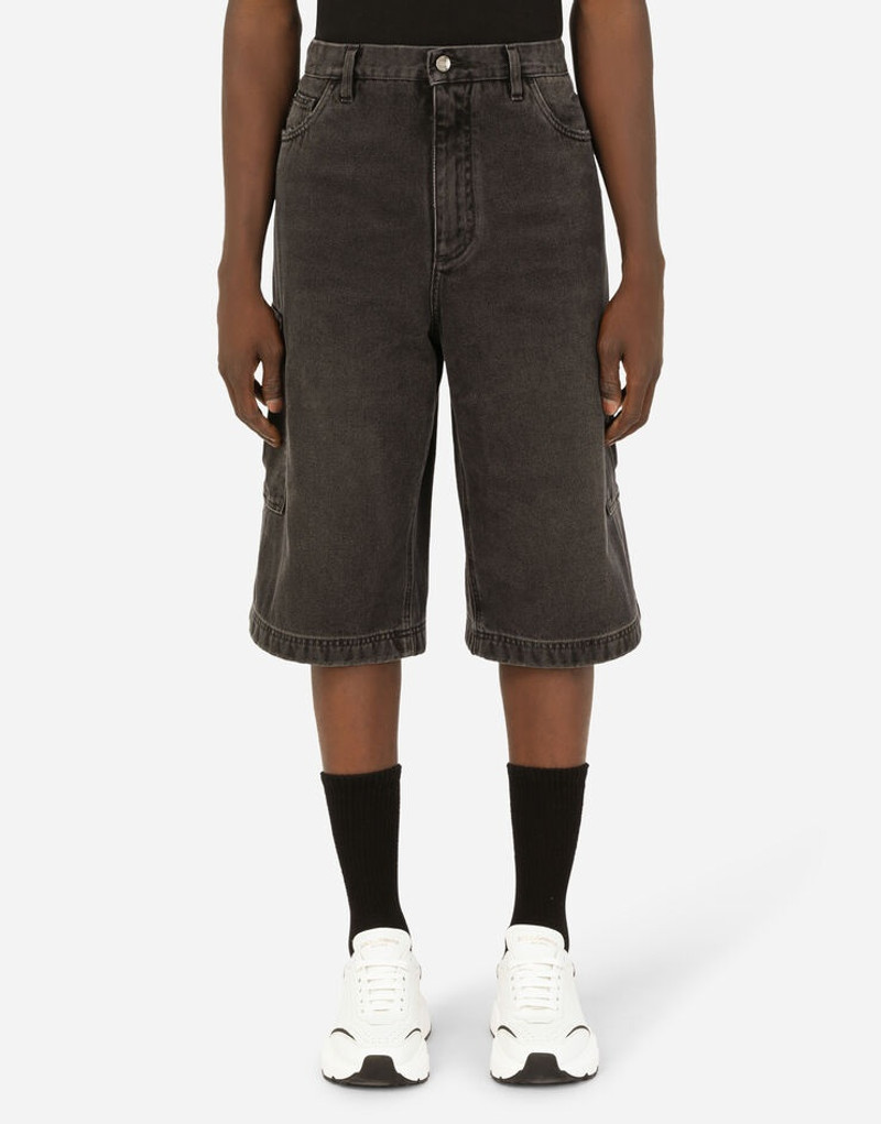 Washed black cargo shorts 1
