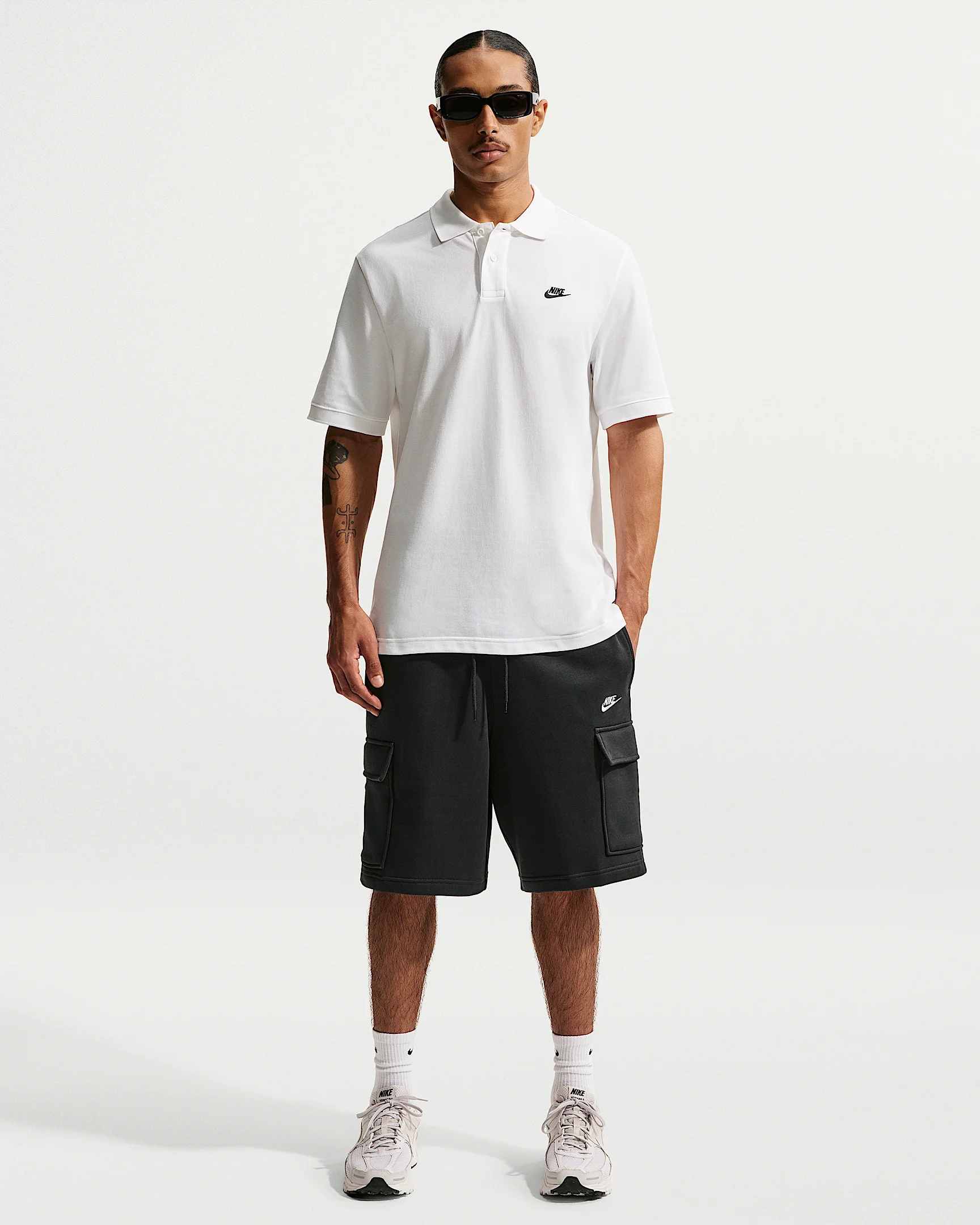 Nike Club Men's Fleece Cargo Shorts - 1