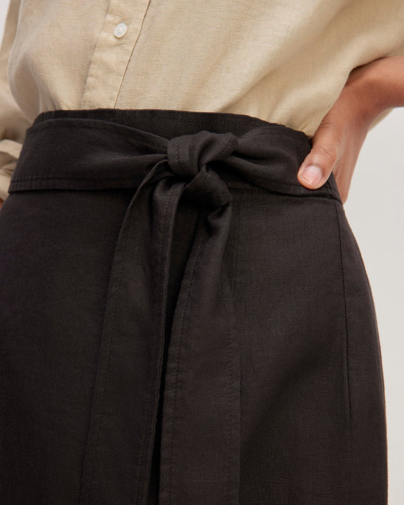 THE LINEN WRAP SKIRT 4