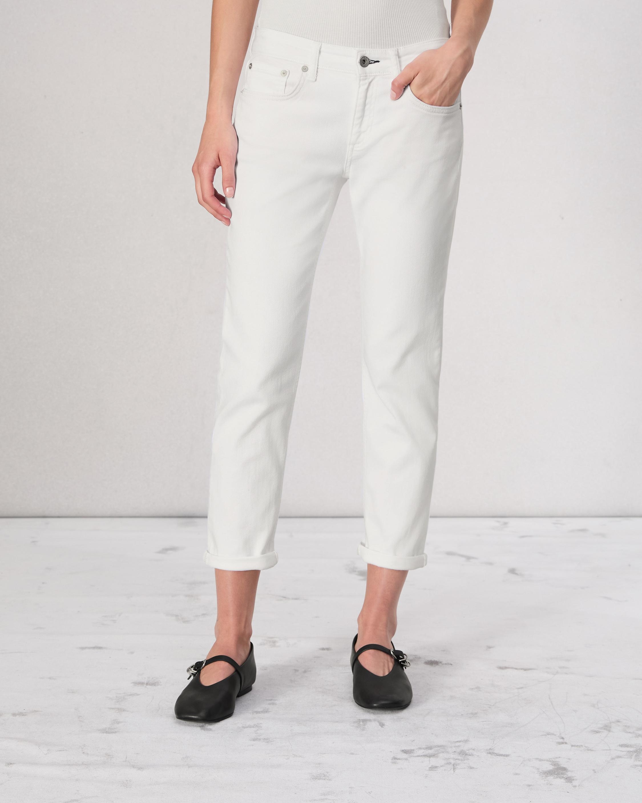 Dre Slim Boyfriend - Optic White
Low-Rise Vintage Stretch Jean - 3