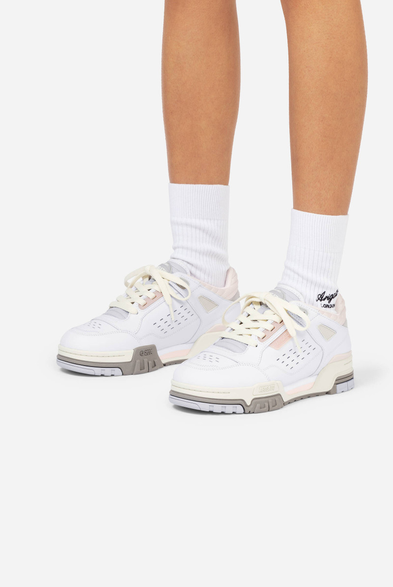 Onyx Sneaker 6