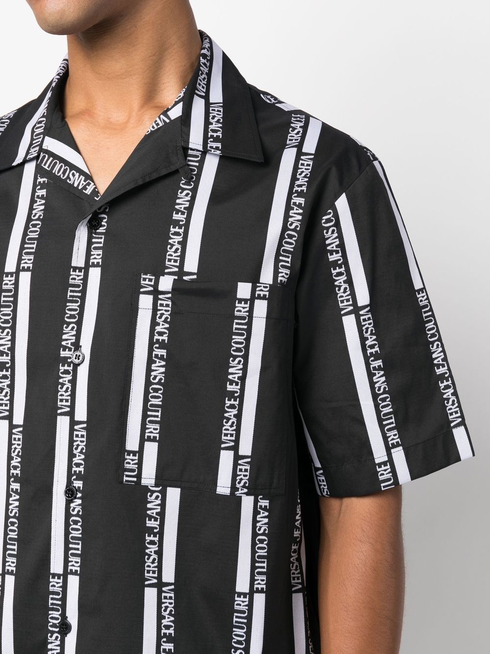 logo-print short-sleeved shirt - 5