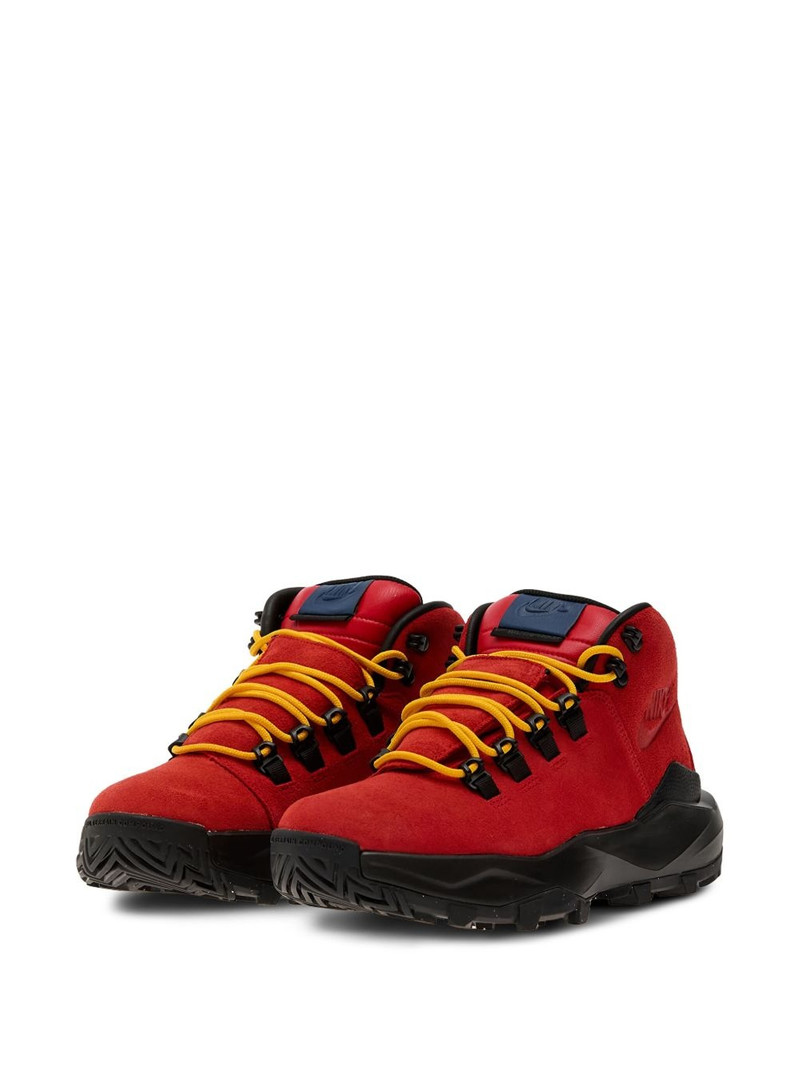 Nike Cygnal lace-up chunky sole hiking boots outlook