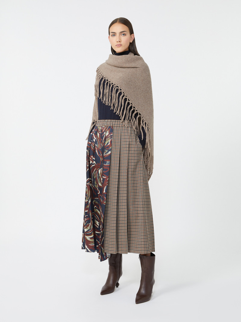 TORNADO Wool shawl with fringes 1