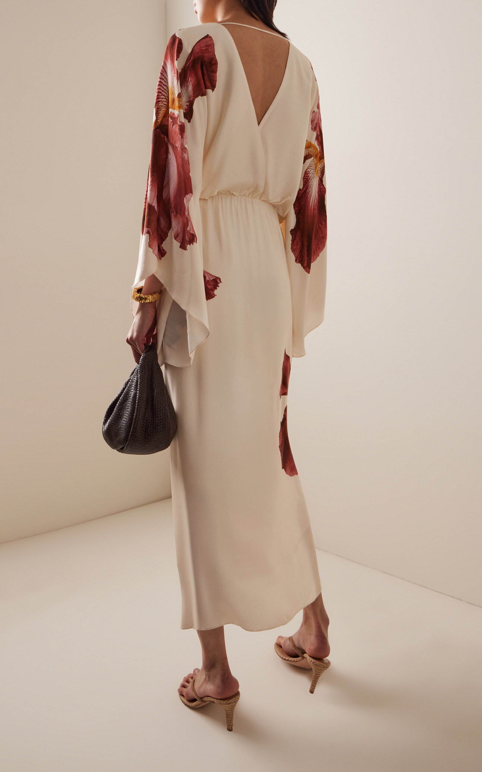 Hilo Ancestral Orchid-Print Crepe Midi Wrap Dress floral - 4
