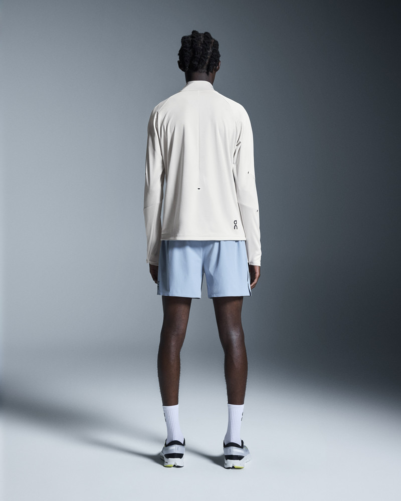 On 5" Performance Shorts outlook