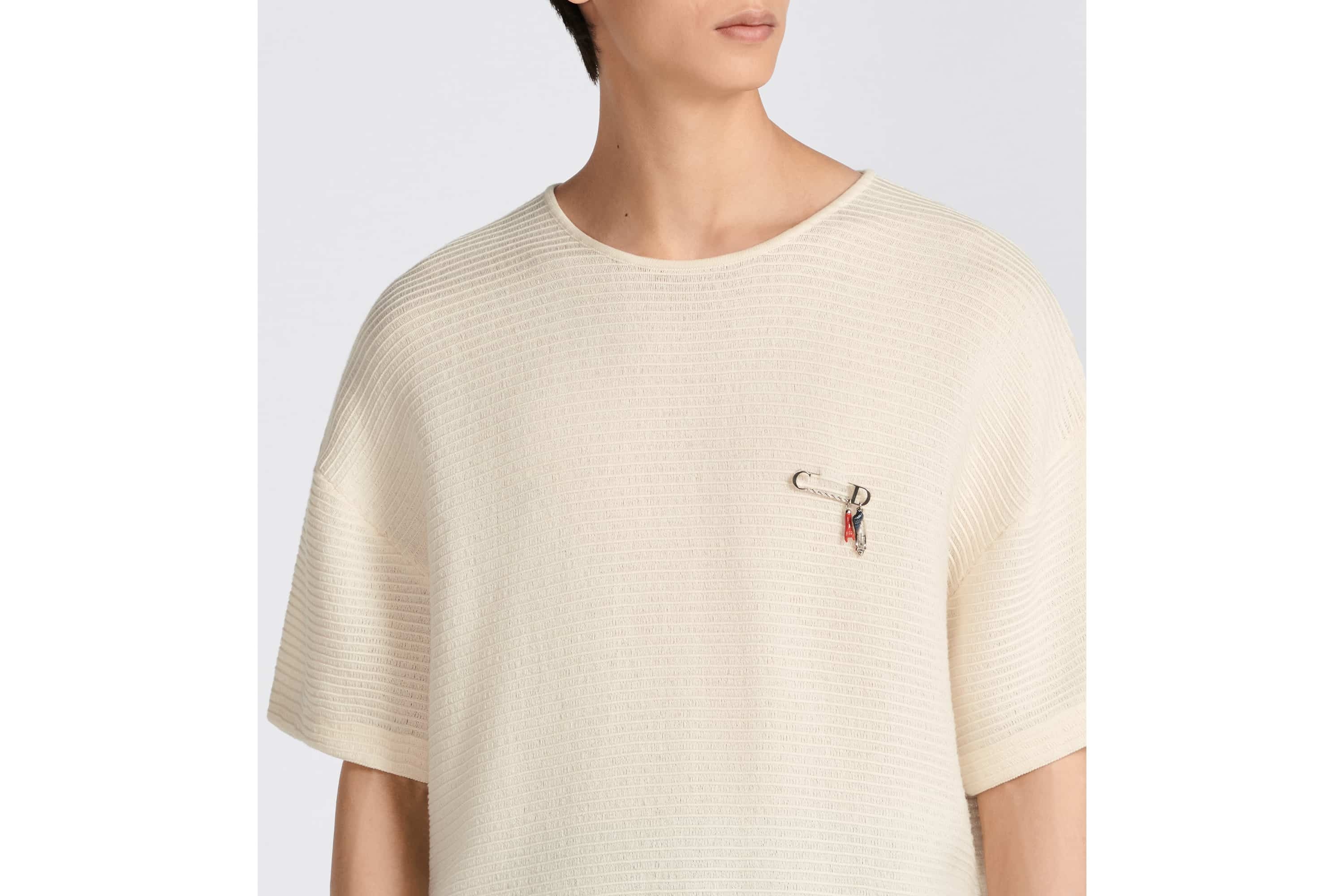 Oversized T-Shirt - 7