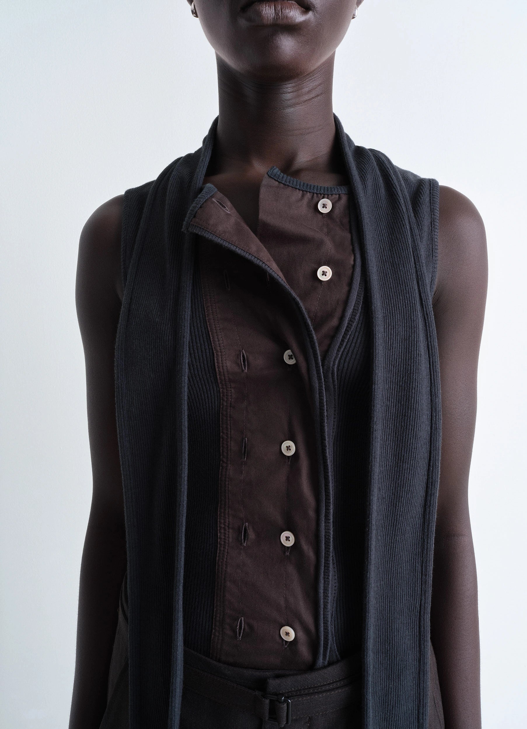 ASYMMETRICAL FITTED TOP - 3
