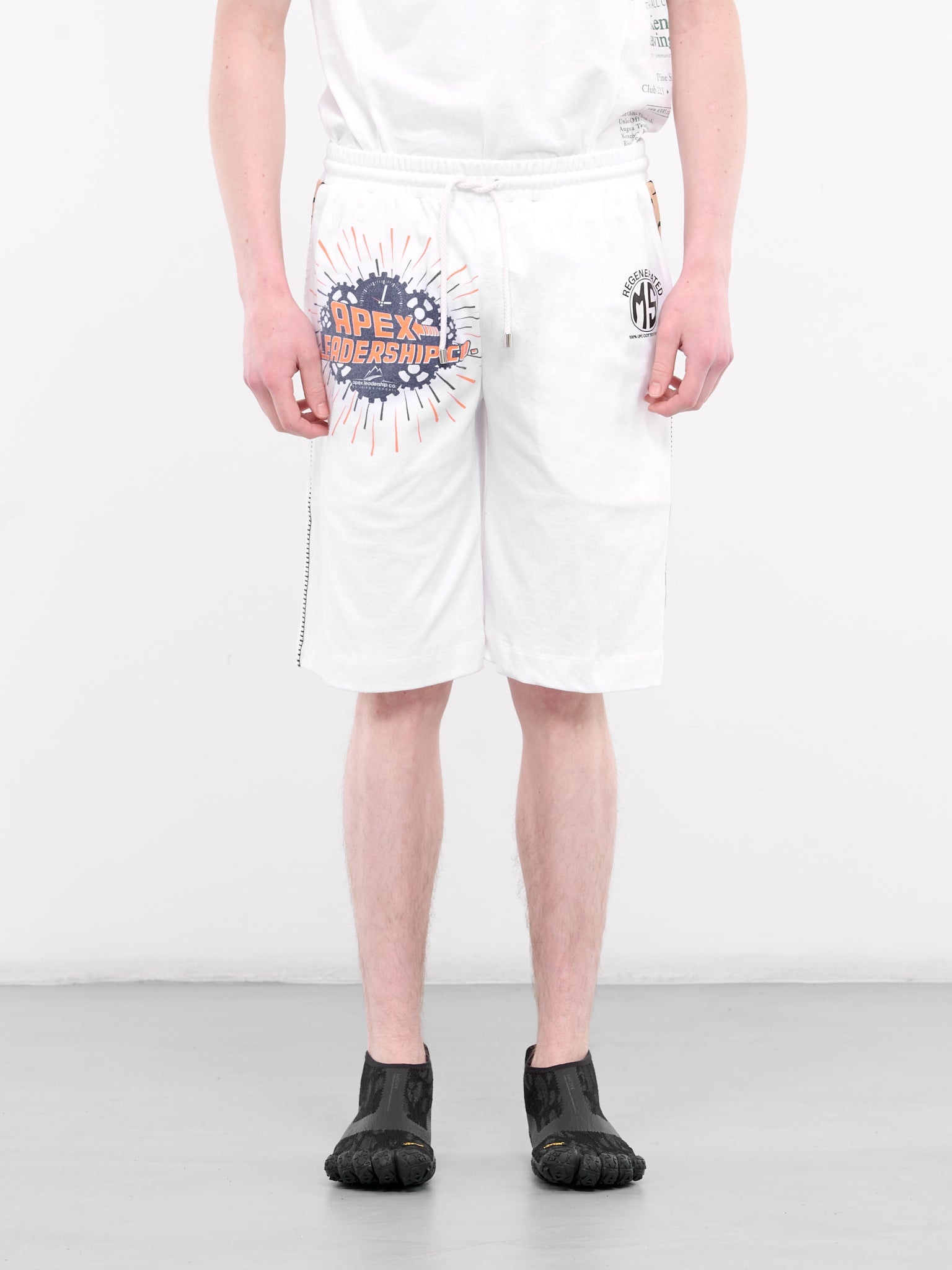 Regenerated Graphic Tee Bermudas - 1