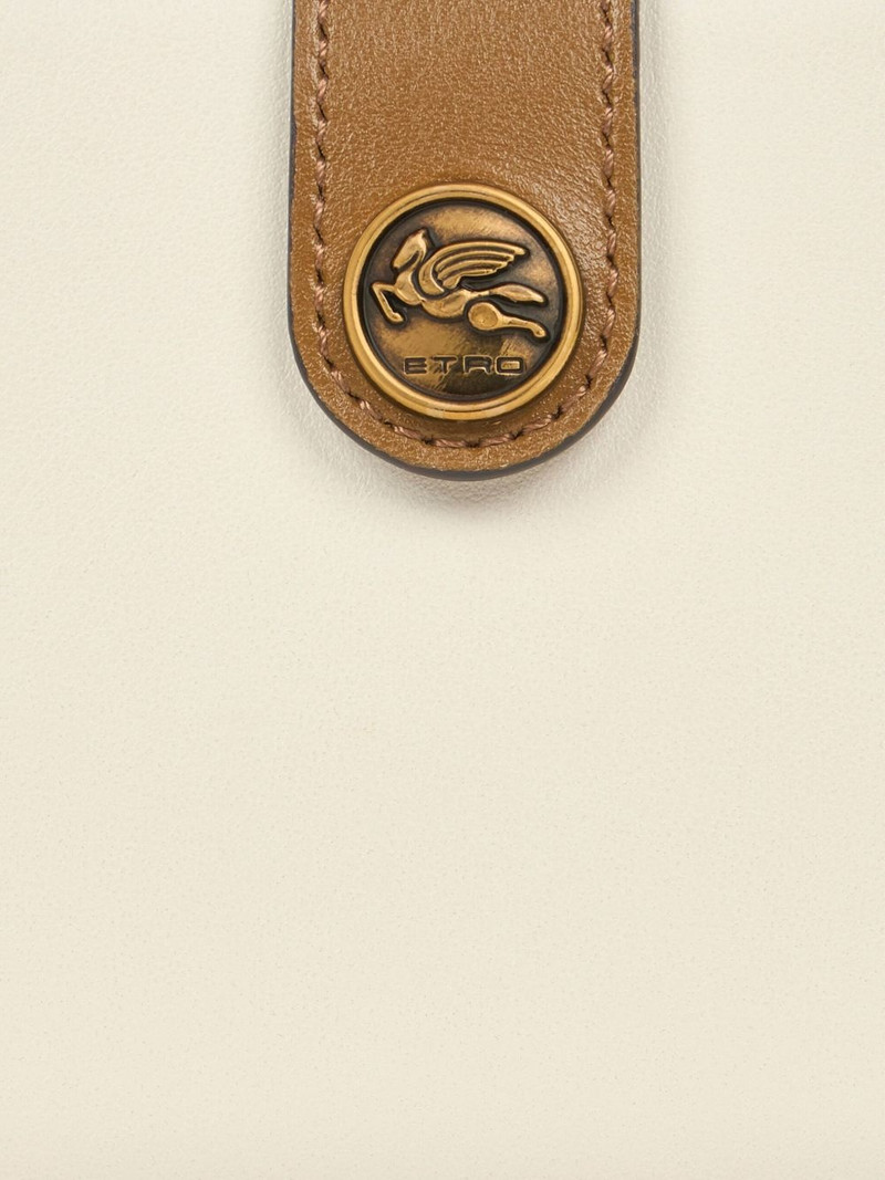 Pegaso-motif leather wallet 3