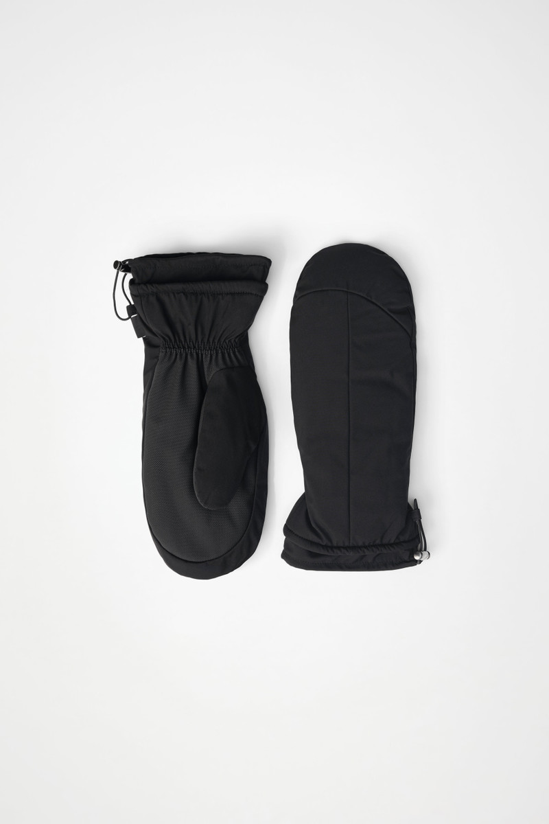 Sarna Insulated mittens 1