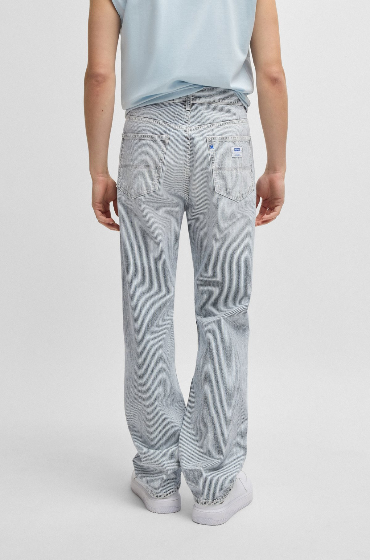 BAGGY-FIT JEANS IN STRIPED BLUE DENIM - 4